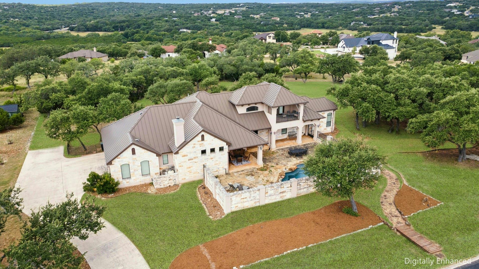1073 Las Brisas Dr, Canyon Lake, TX 78133