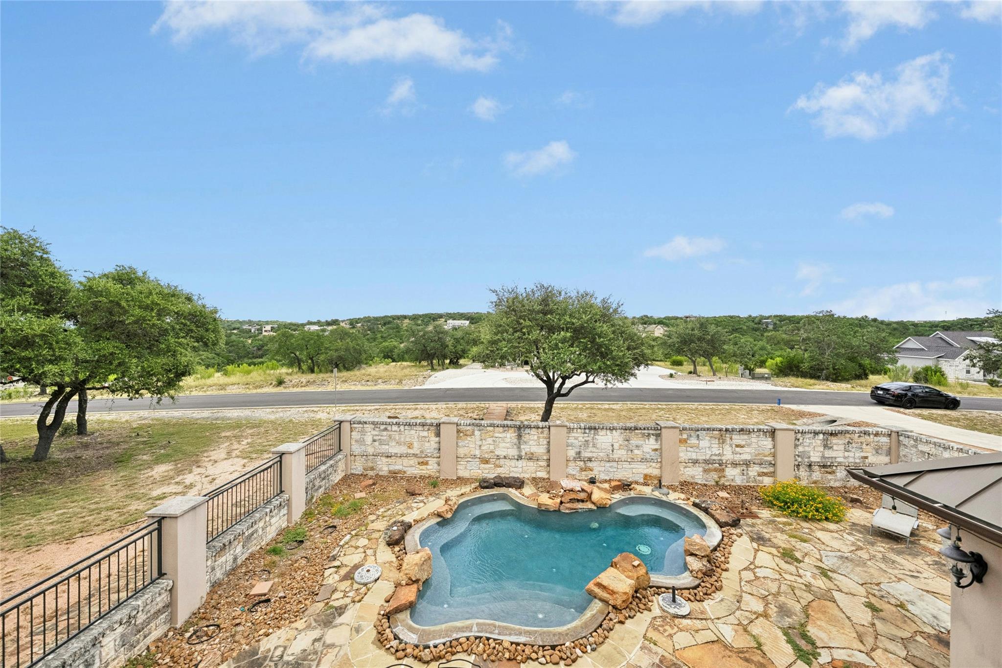 1073 Las Brisas Dr, Canyon Lake, TX 78133