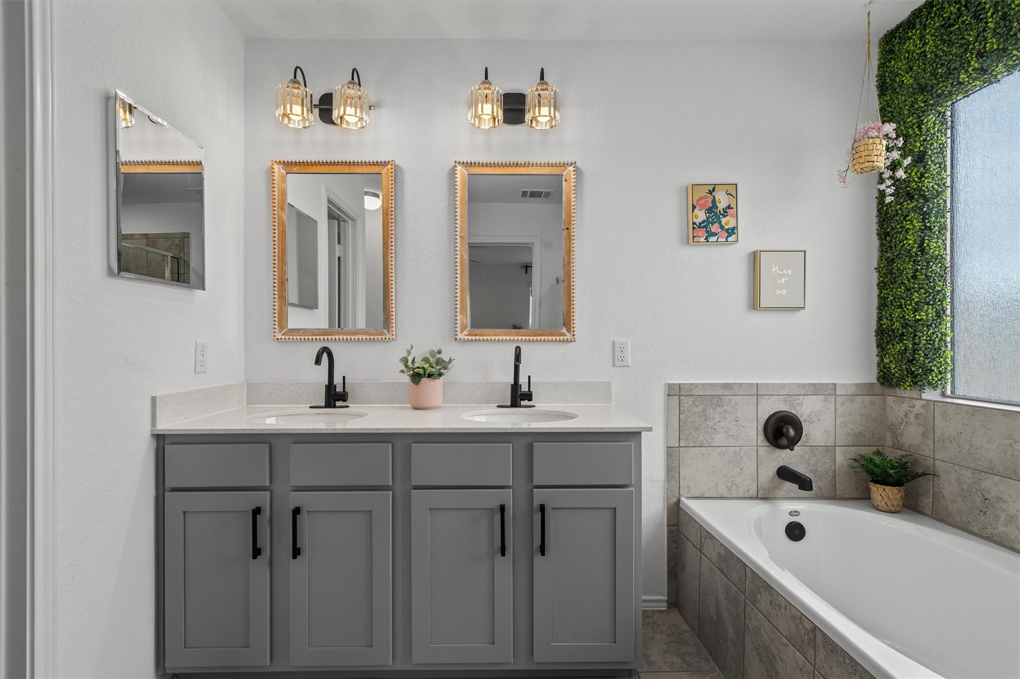 245 Red Buckeye Loop, Liberty Hill, TX 78642