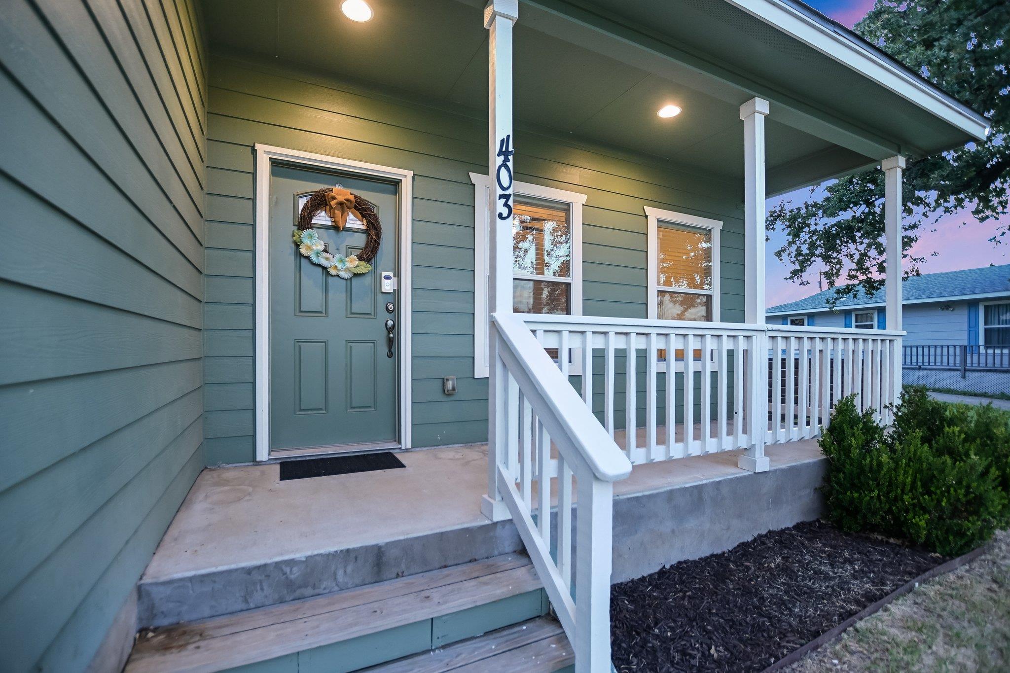 403 Elm Dr, Kingsland, TX 78639