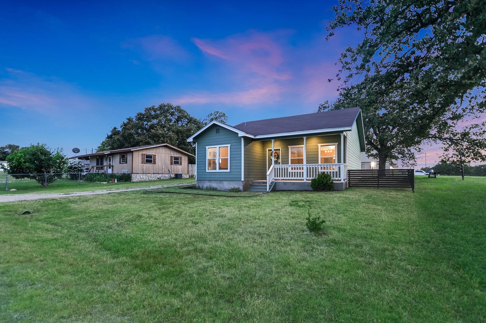 403 Elm Dr, Kingsland, TX 78639