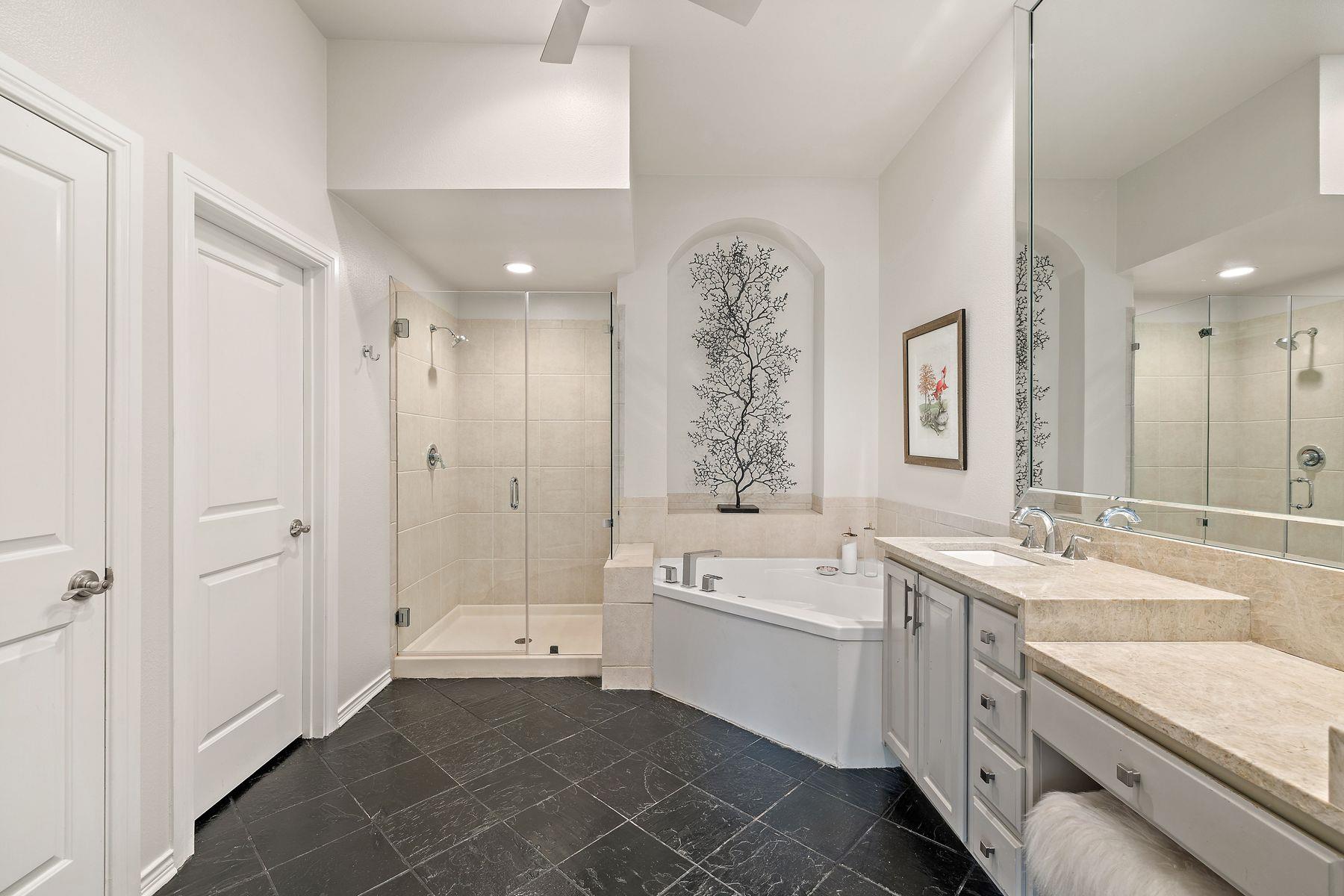 7800 Southwest Pkwy # 1112, Austin, TX 78735