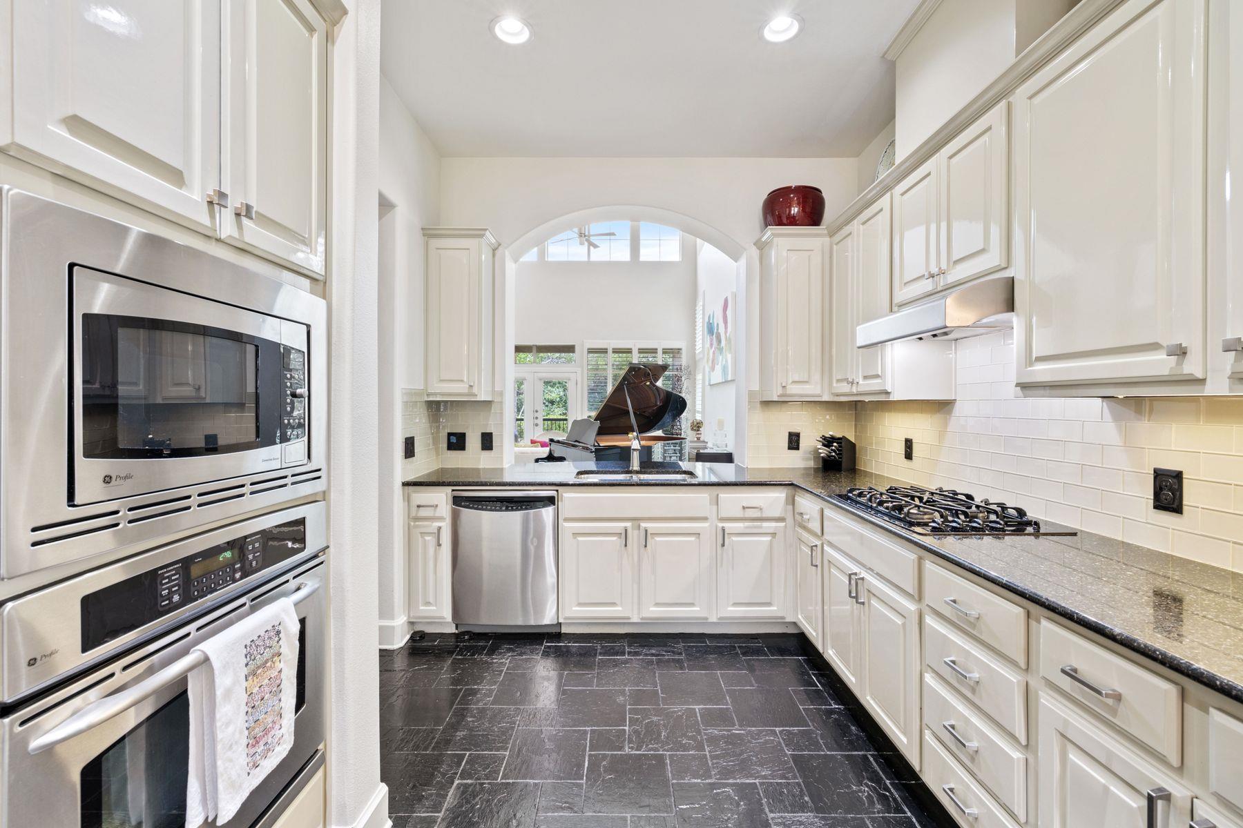 7800 Southwest Pkwy # 1112, Austin, TX 78735