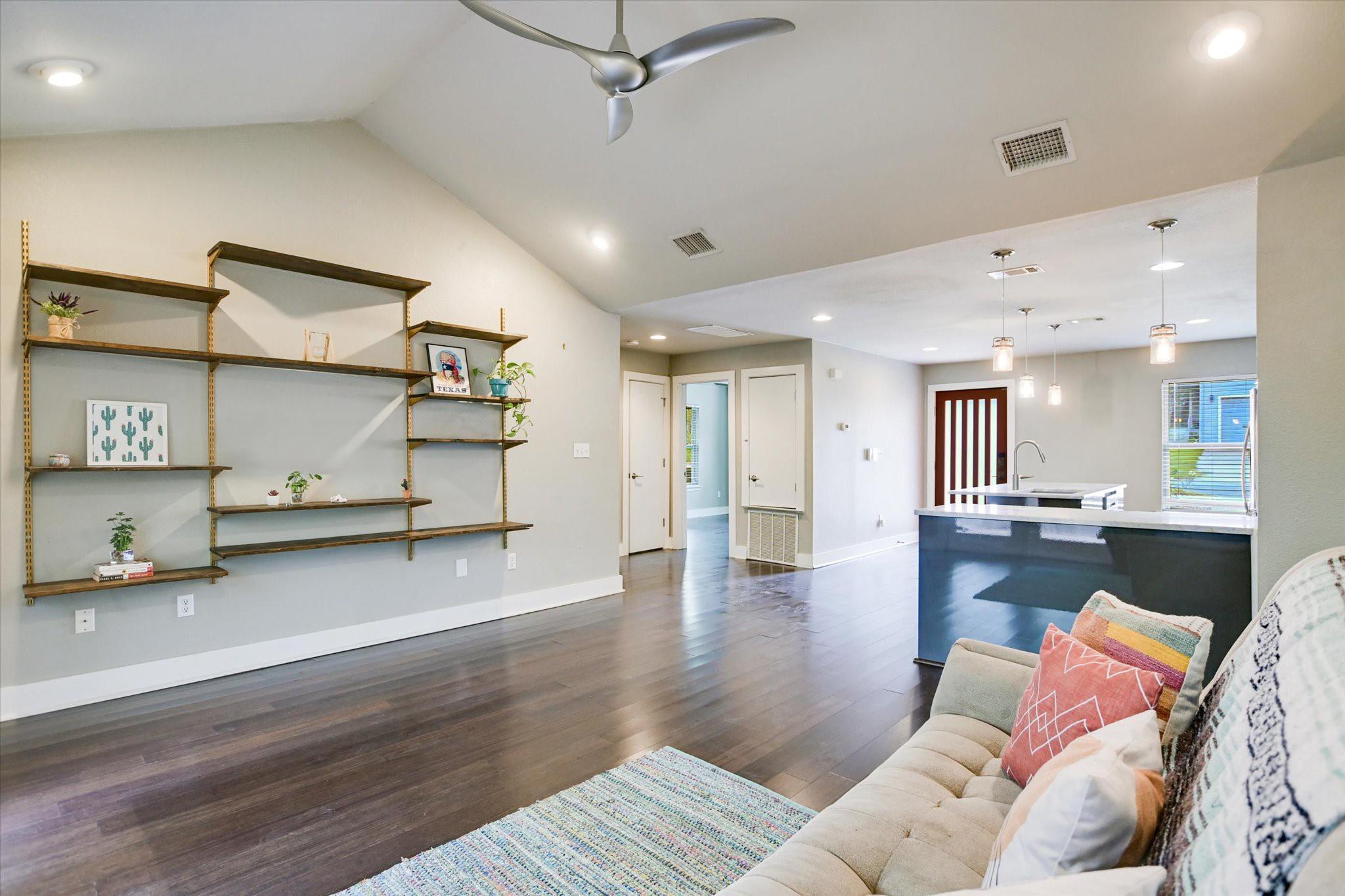 1206 Eleanor St, Austin, TX 78721