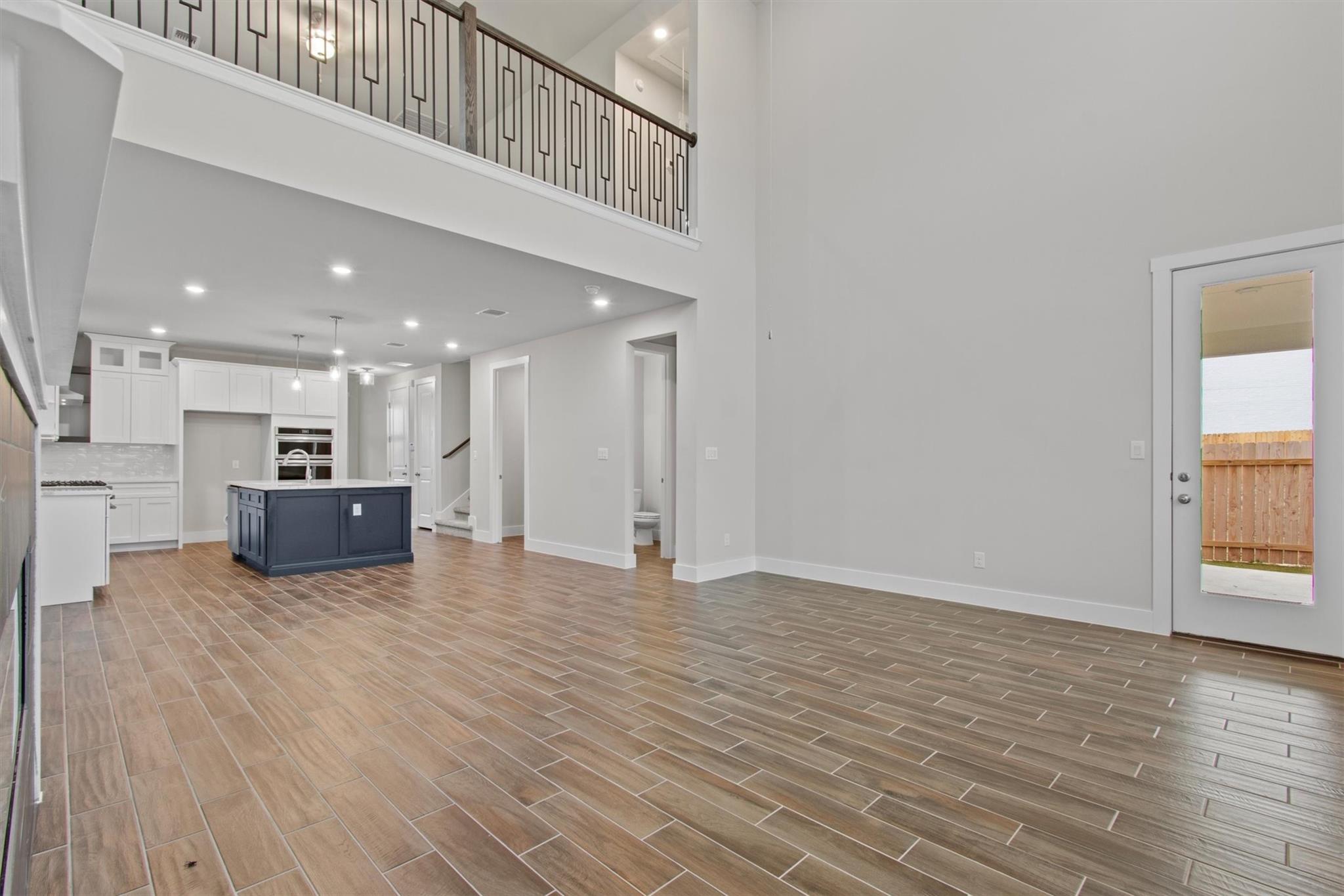 8515 Pine Muhly Dr, Lago Vista, TX 78645