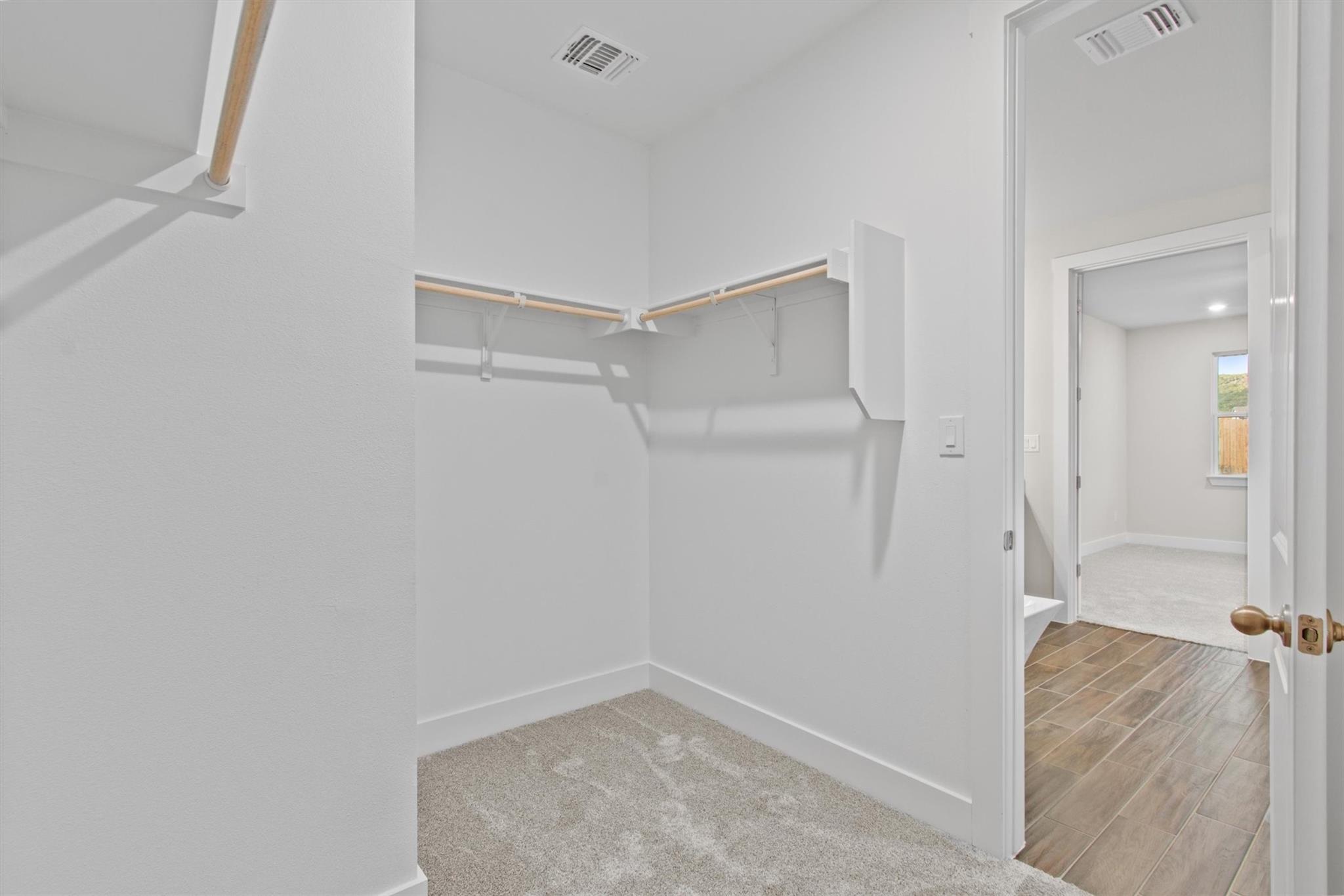 8515 Pine Muhly Dr, Lago Vista, TX 78645