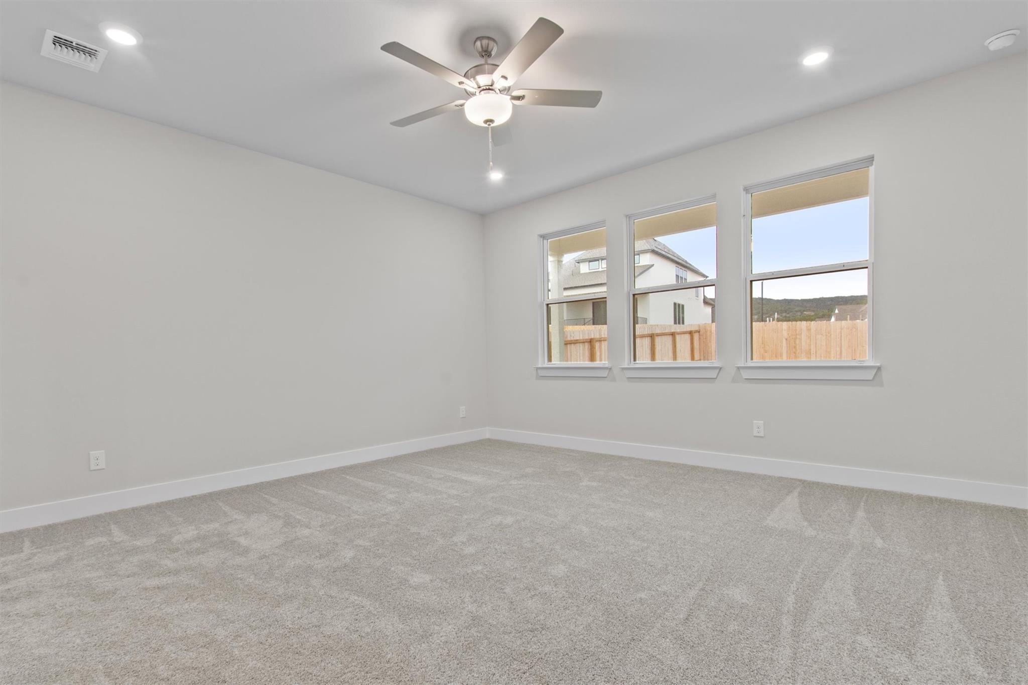 8515 Pine Muhly Dr, Lago Vista, TX 78645