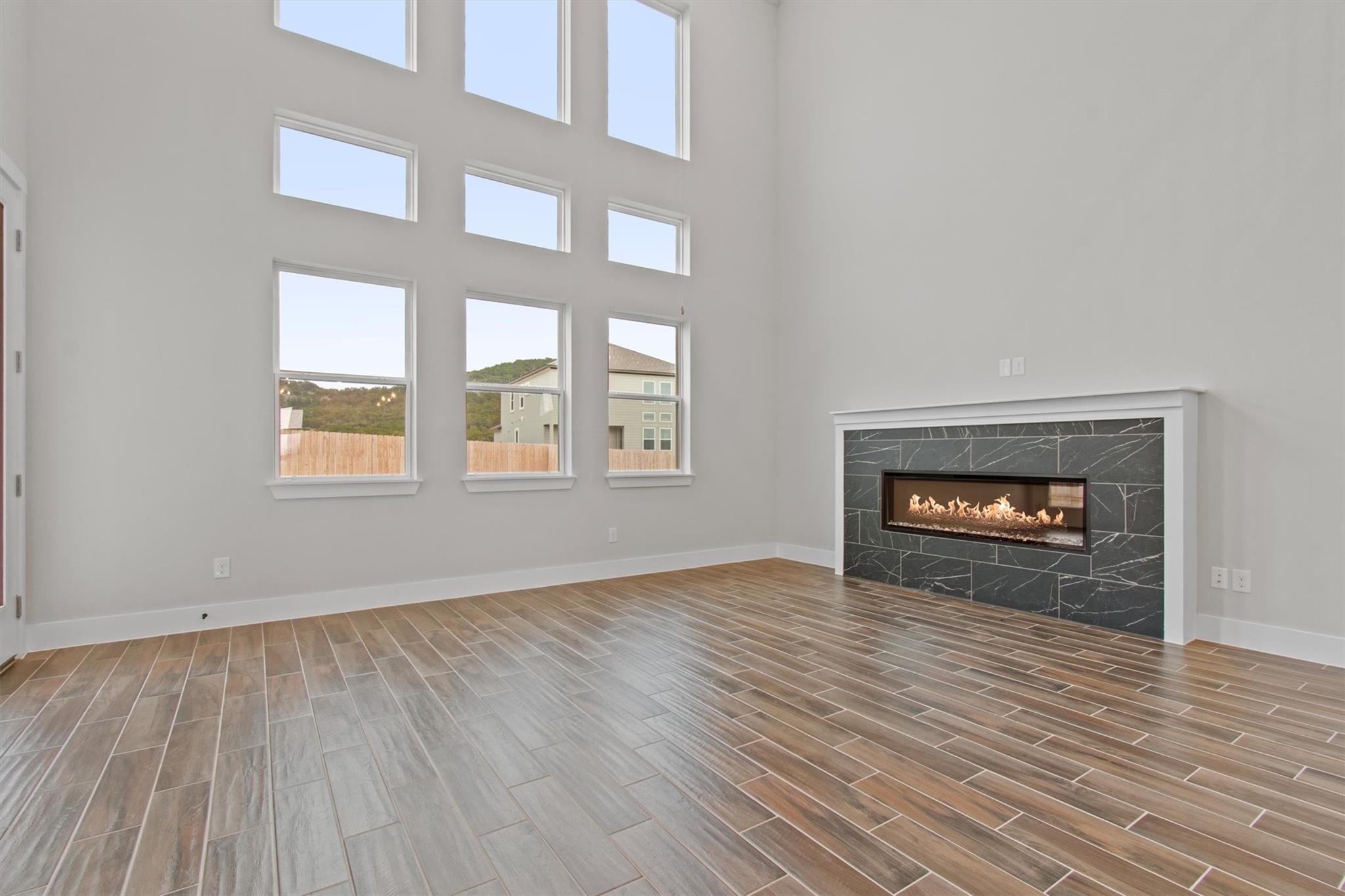 8515 Pine Muhly Dr, Lago Vista, TX 78645