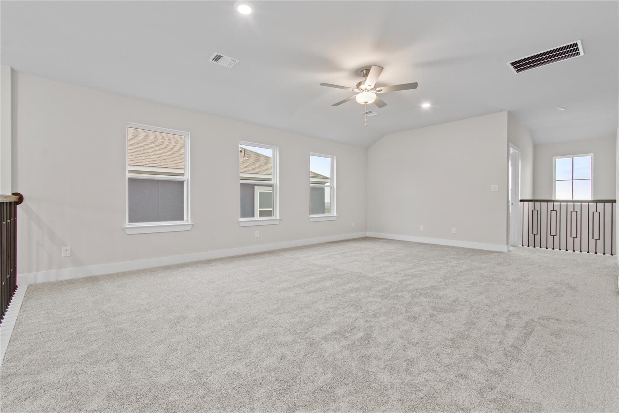 8515 Pine Muhly Dr, Lago Vista, TX 78645