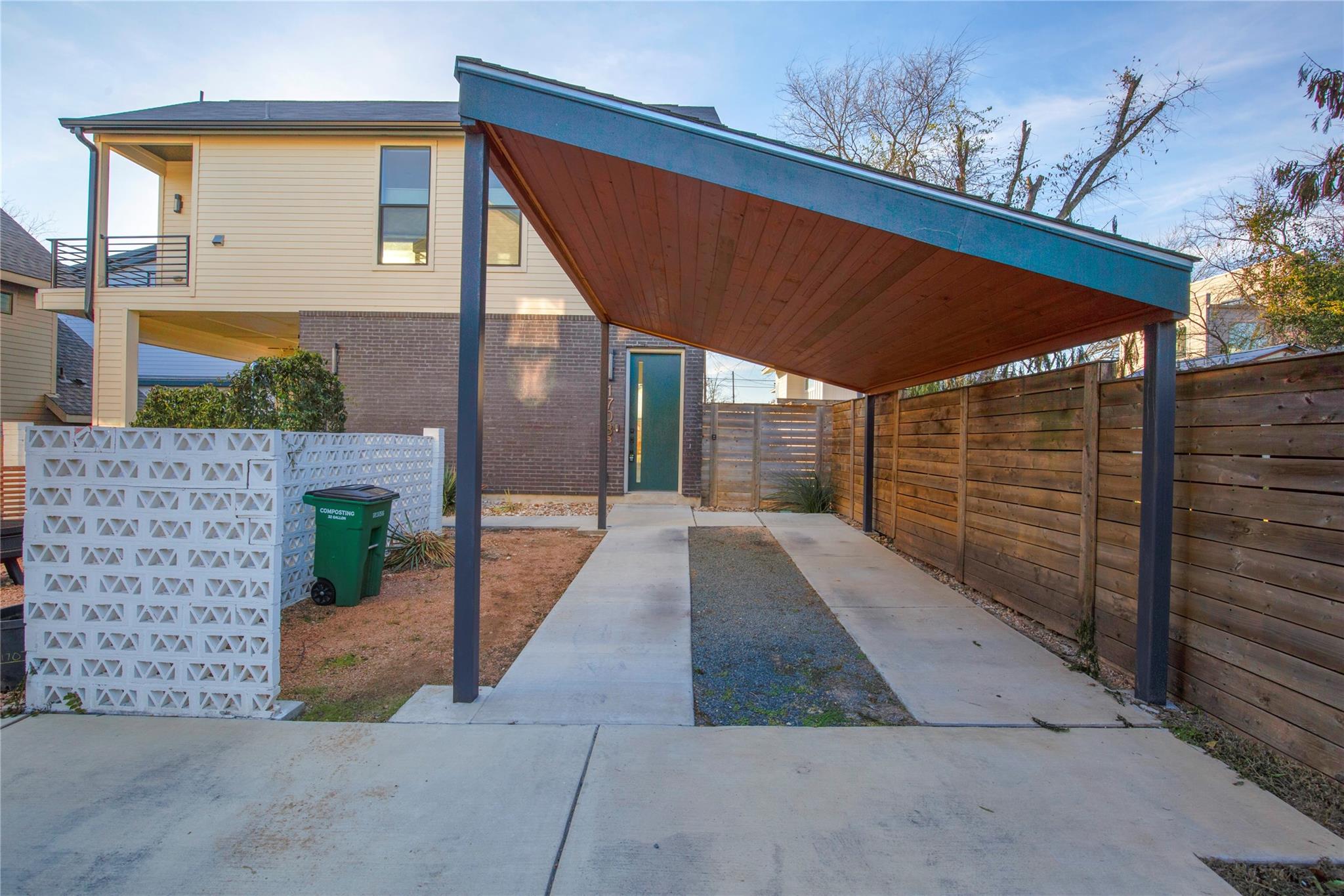 1708 Perez St # B, Austin, TX 78721