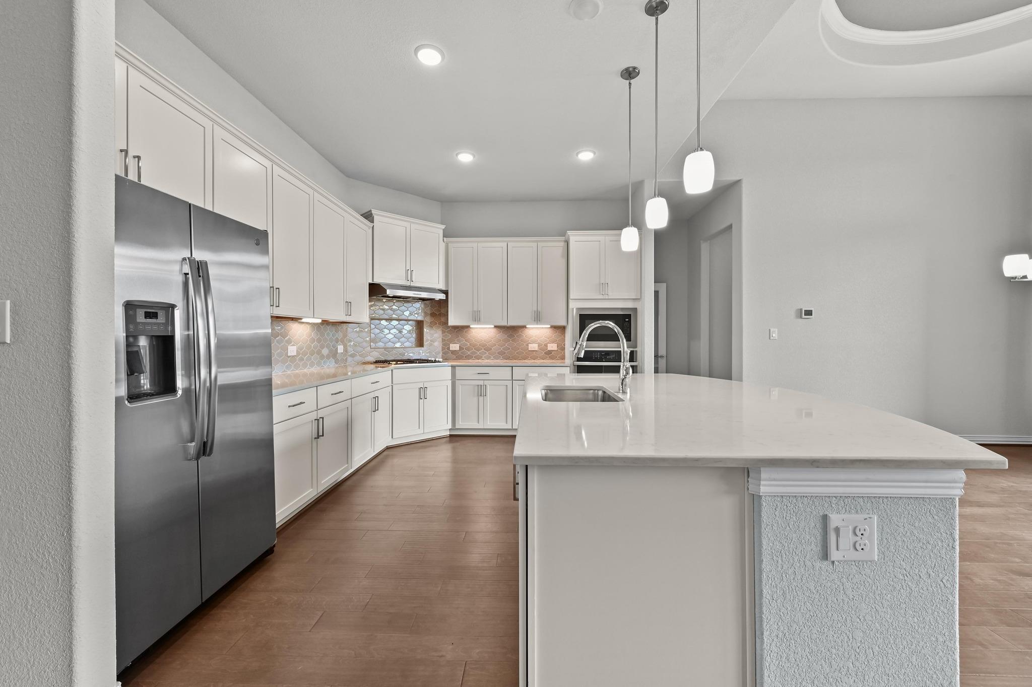 880 Cherrystone Loop, Buda, TX 78610