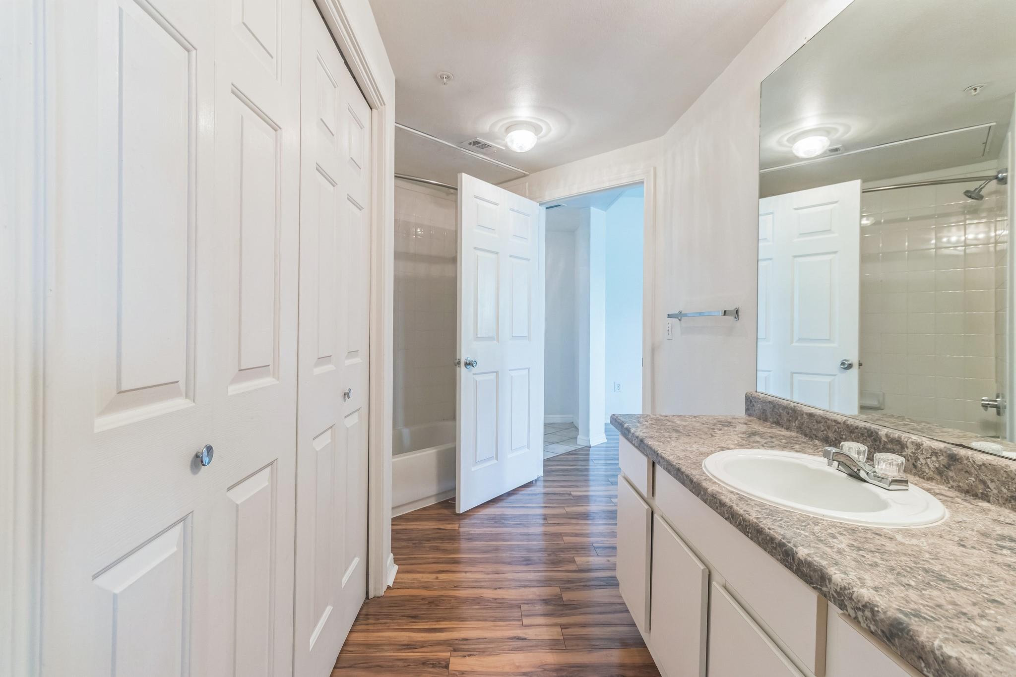 2320 Gracy Farms Ln # 522, Austin, TX 78758