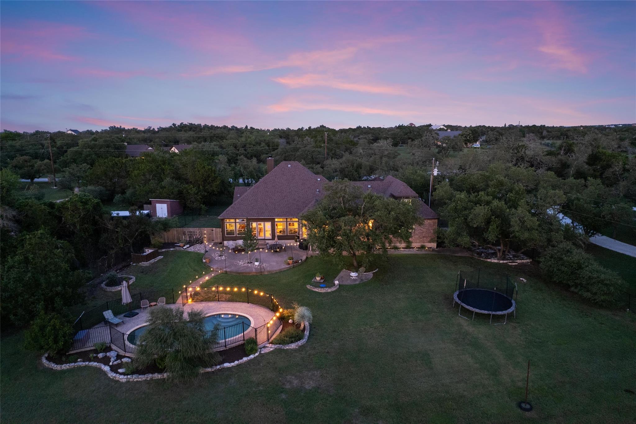 626 Canyon Rim Dr, Dripping Springs, TX 78620