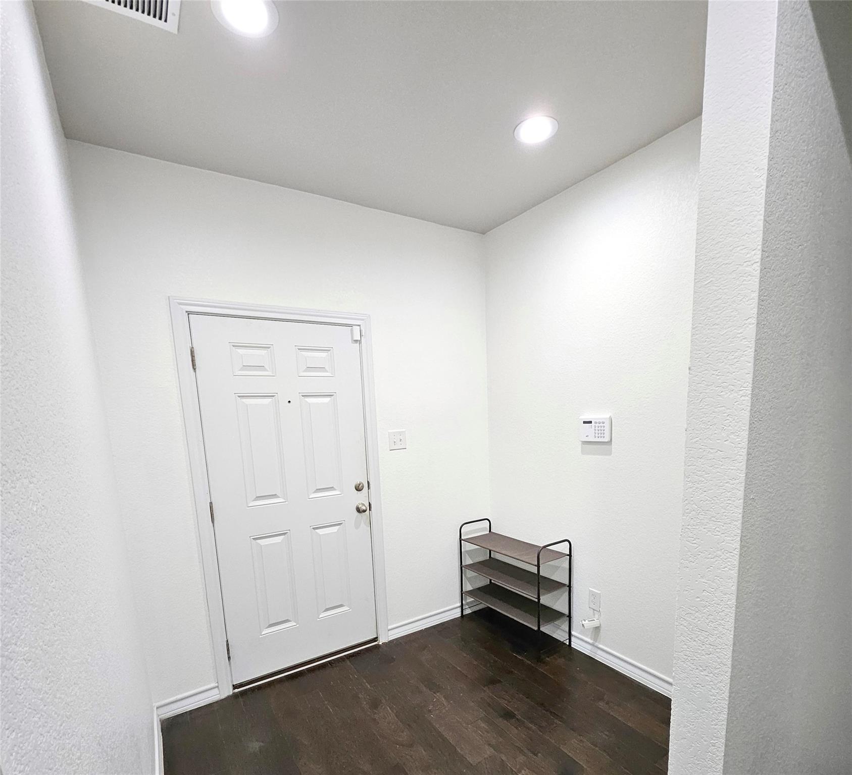 7634 Leonardo Dr, Round Rock, TX 78665