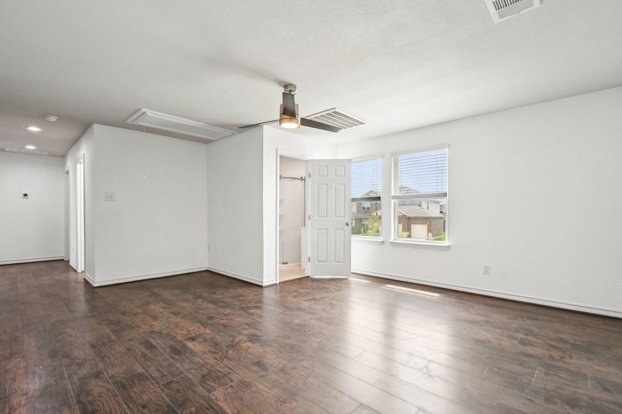 7634 Leonardo Dr, Round Rock, TX 78665