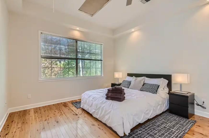 1202 Loma #A & B Dr, Austin, TX 78741
