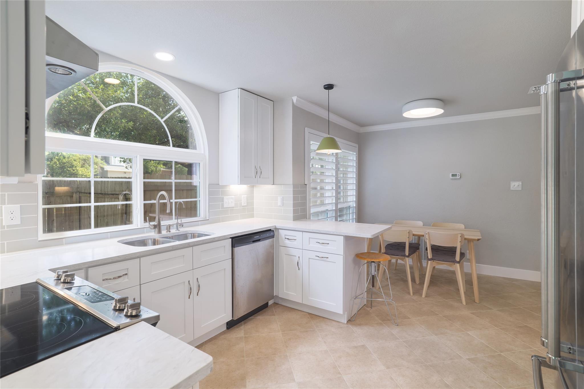 11402 Chessington Dr, Austin, TX 78750