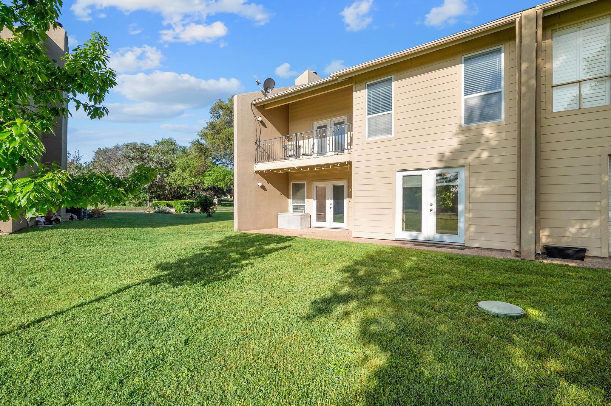 211 Lido Cir N # 1, Lakeway, TX 78734