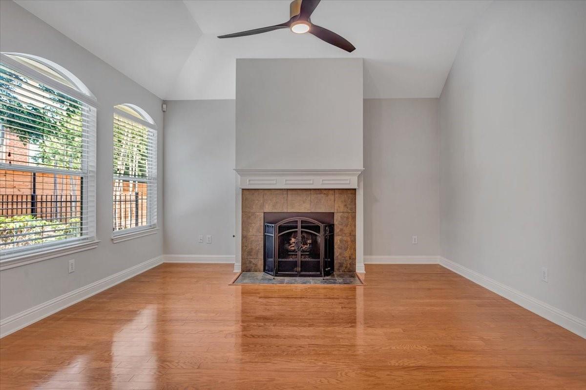 629 Twelve Oaks Ln, Austin, TX 78704