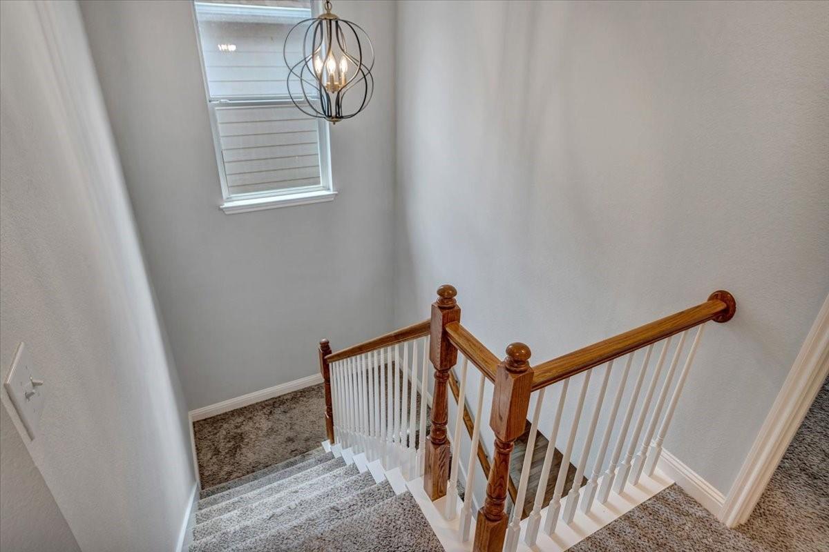 629 Twelve Oaks Ln, Austin, TX 78704