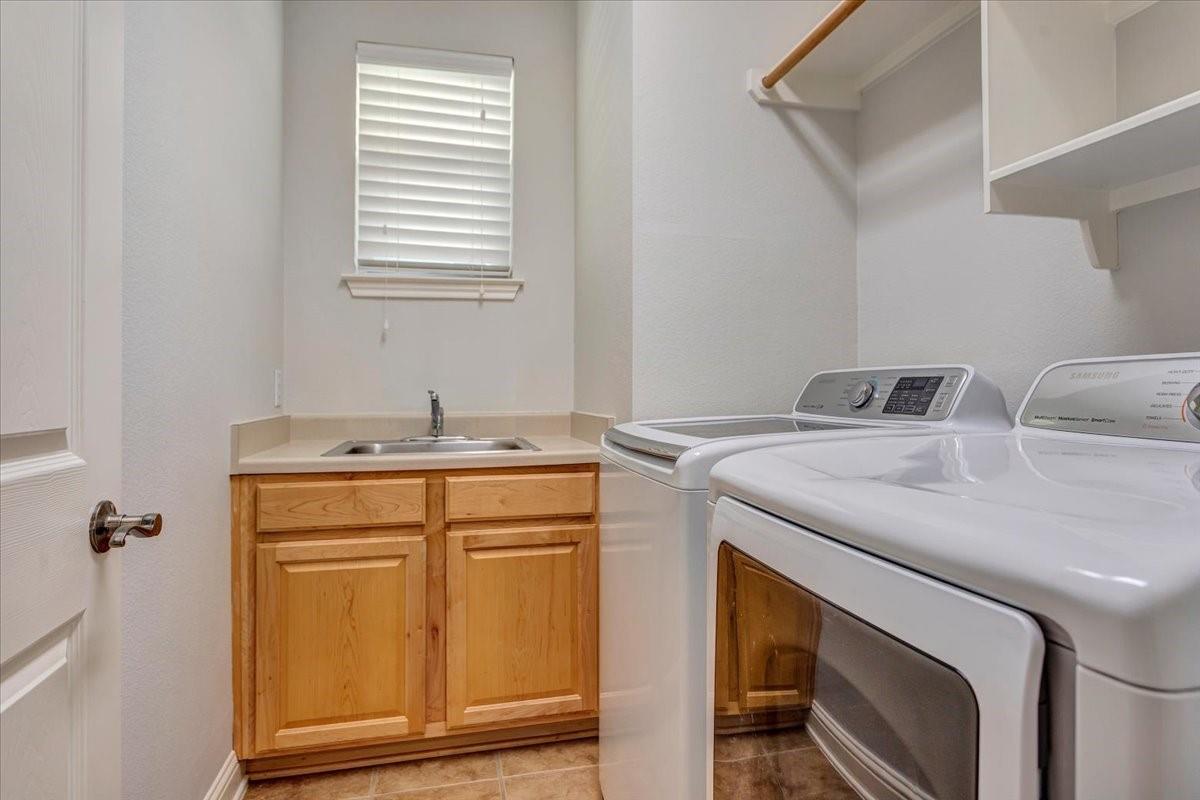 629 Twelve Oaks Ln, Austin, TX 78704