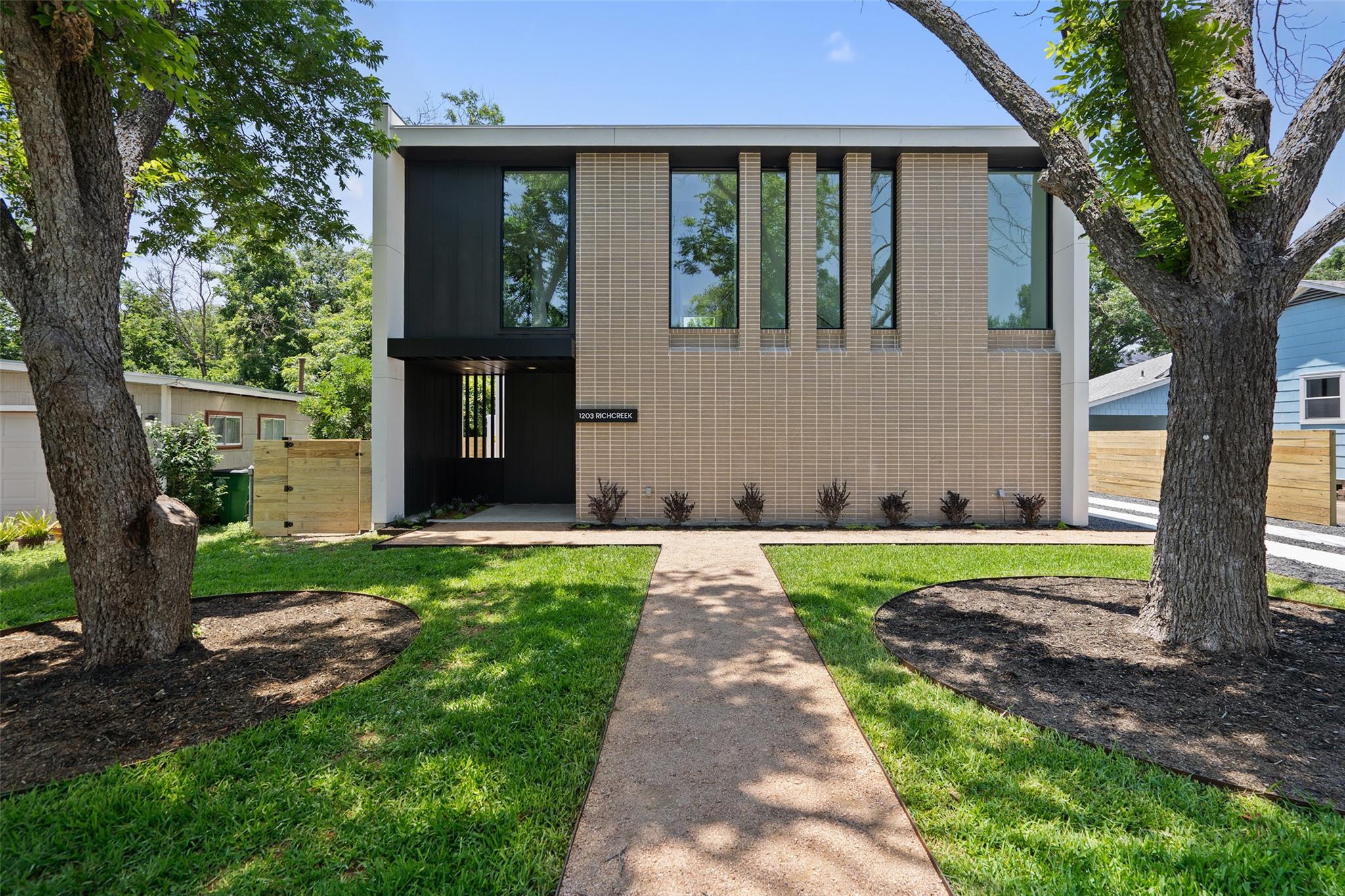 1203 Richcreek Rd, Austin, TX 78757