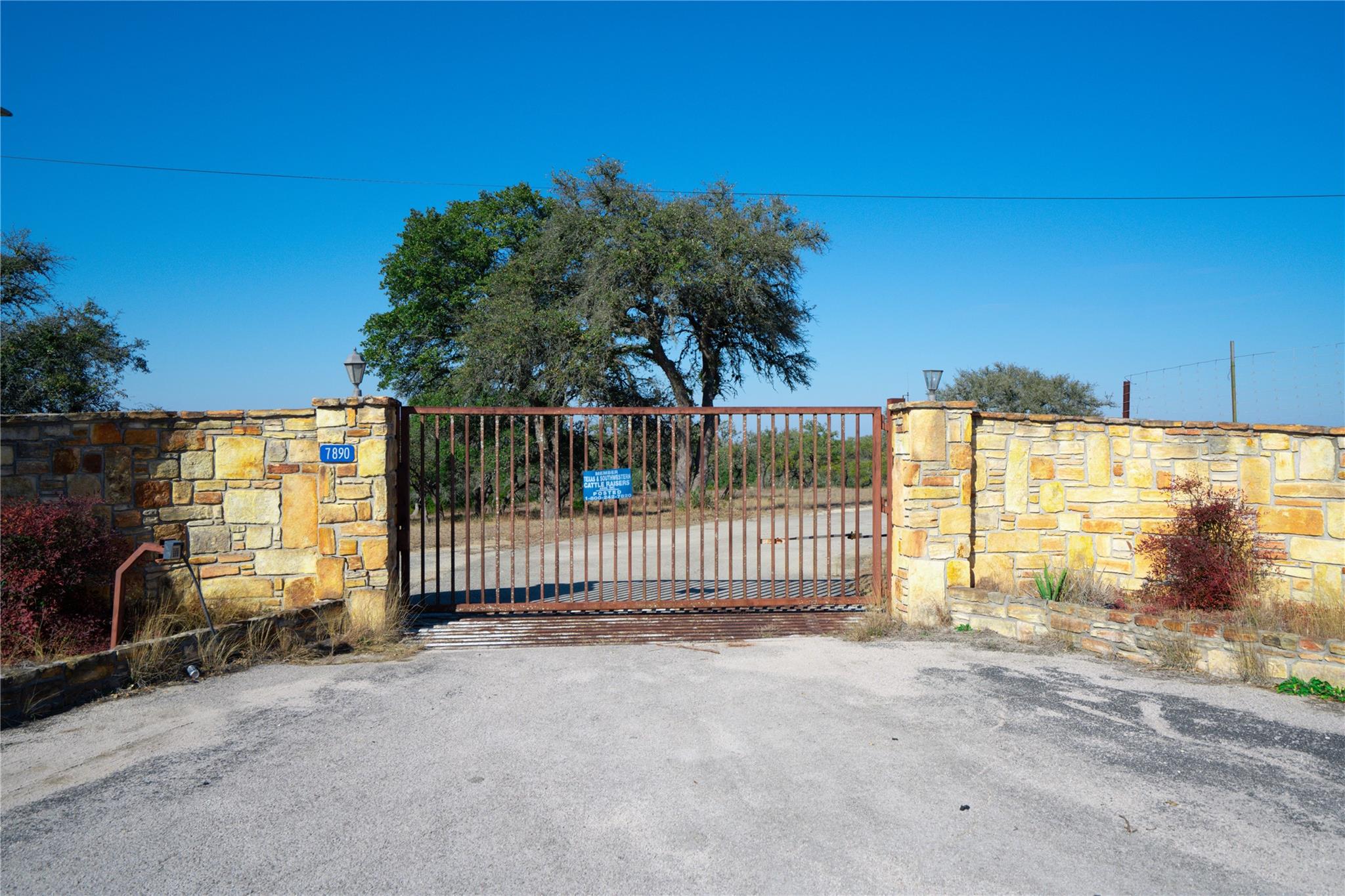 7890 US 290 Highway, Dripping Springs, TX 78620