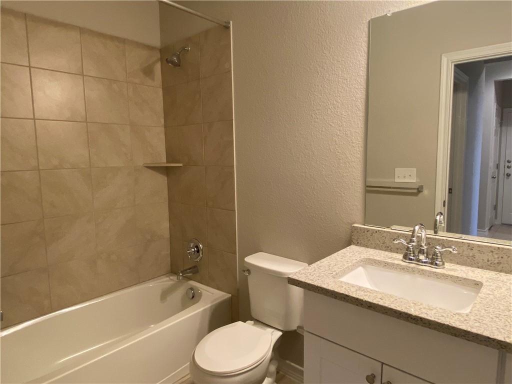 604 AMERICAN Trl, Leander, TX 78641
