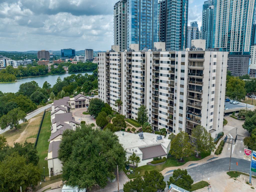 40 N Interstate 35 # 2D1, Austin, TX 78701