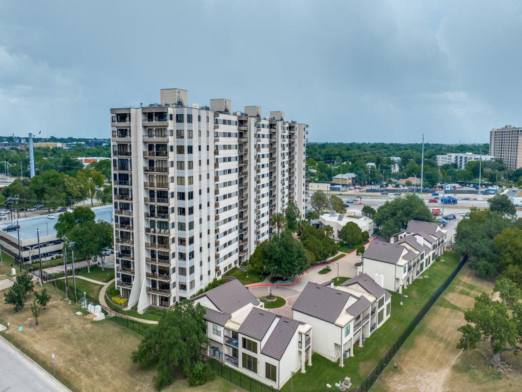 40 N Interstate 35 # 2D1, Austin, TX 78701