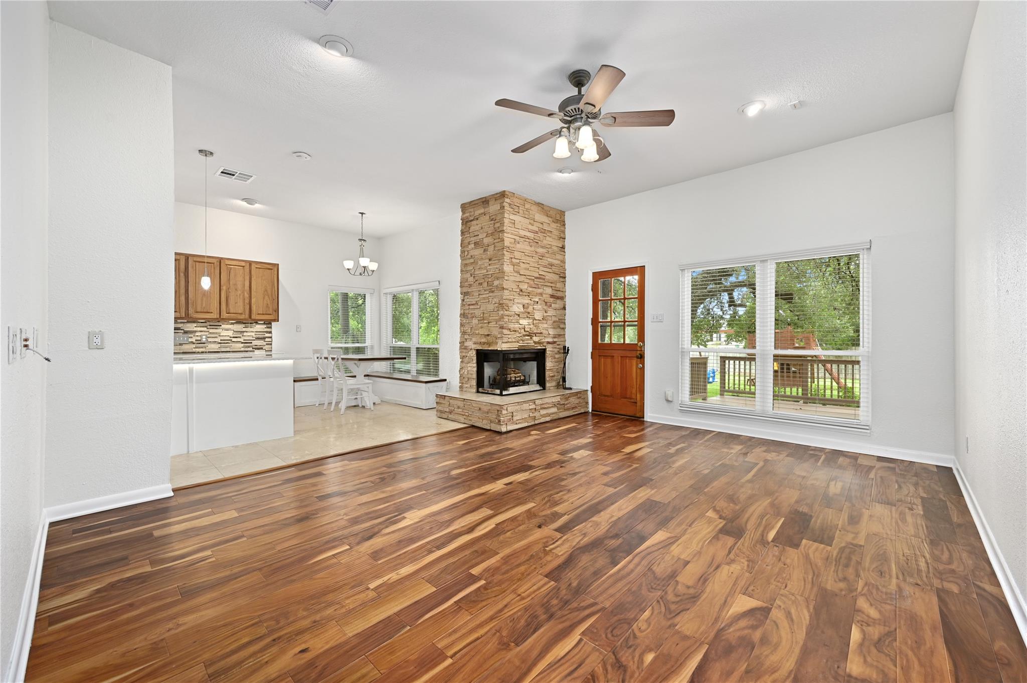 301 Crane St, Austin, TX 78734
