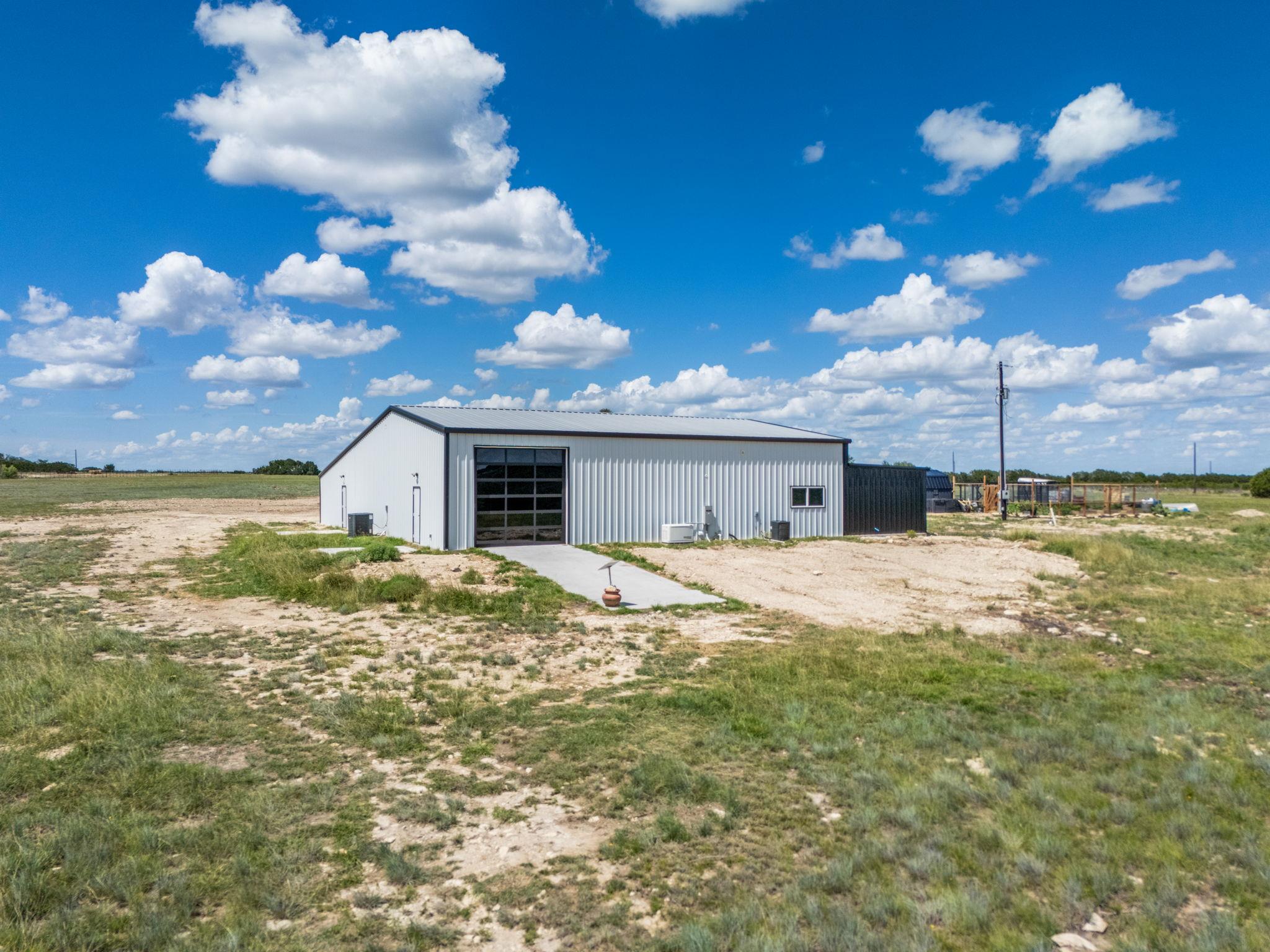 6805 County Road 2001, Lampasas, TX 76550