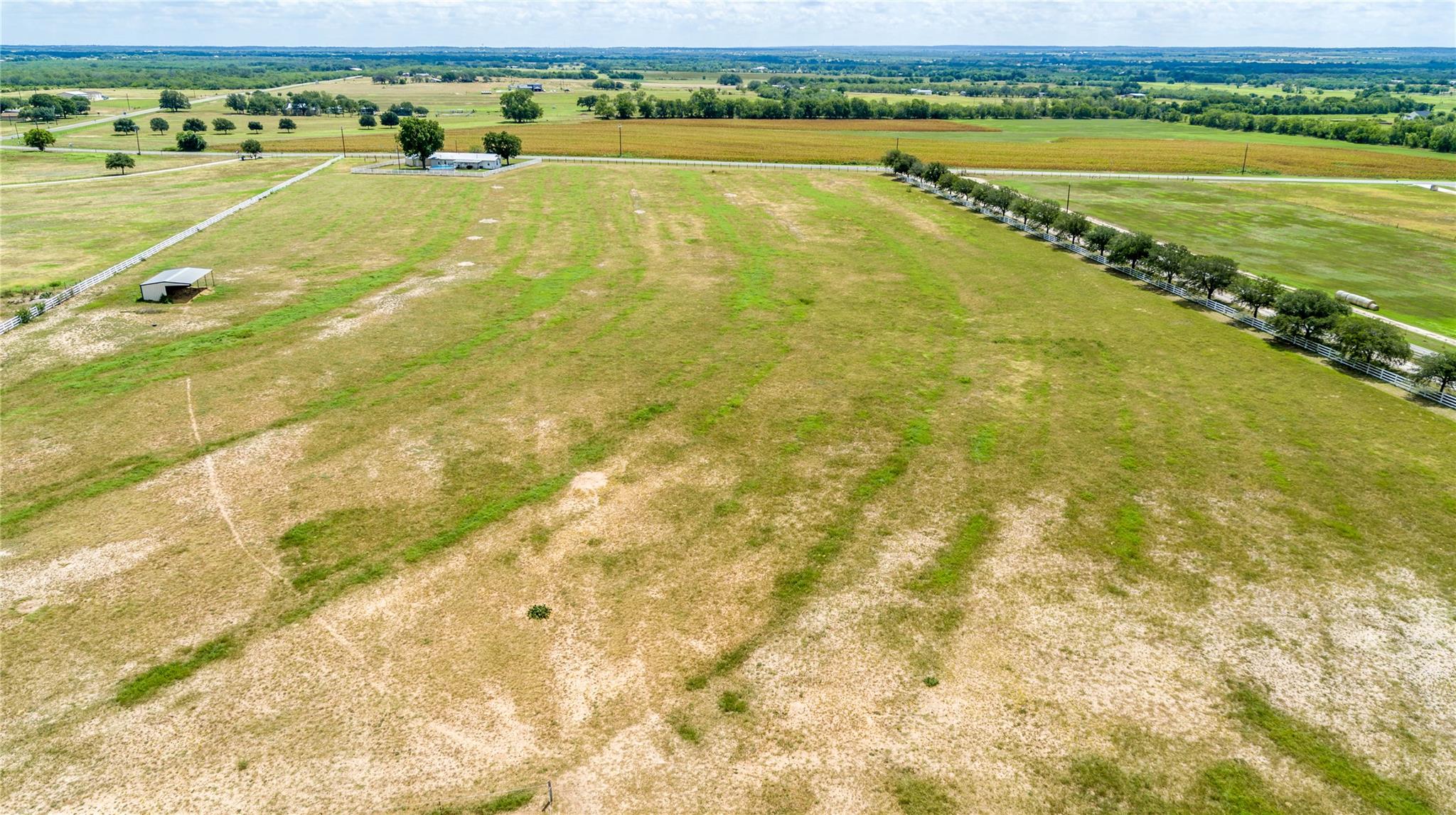 404 Annies Ln, La Vernia, TX 78121