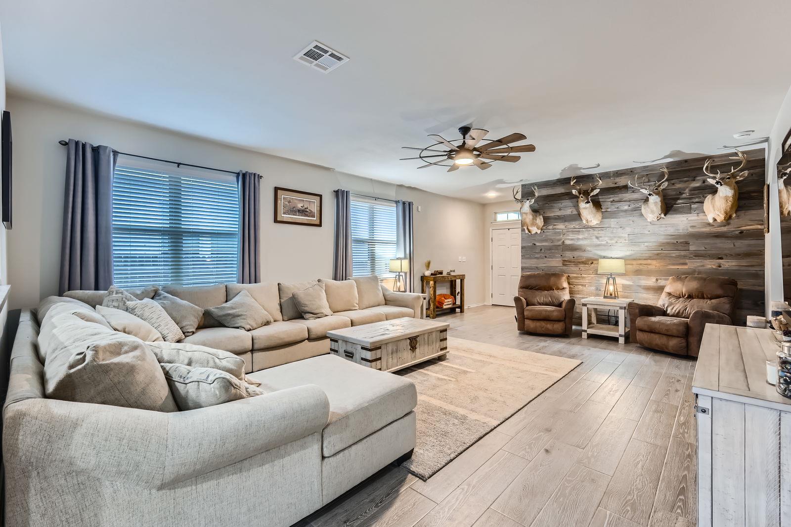 541 Blue Oak Blvd, San Marcos, TX 78666