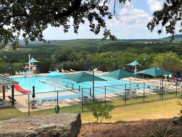 17708 Cherry Ln, Lago Vista, TX 78645