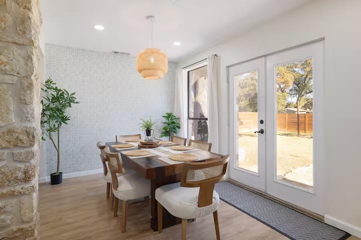 17708 Cherry Ln, Lago Vista, TX 78645