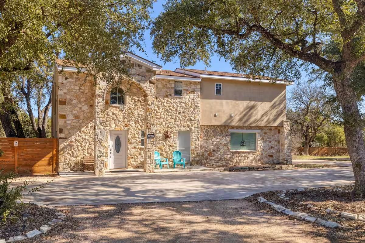 17708 Cherry Ln, Lago Vista, TX 78645