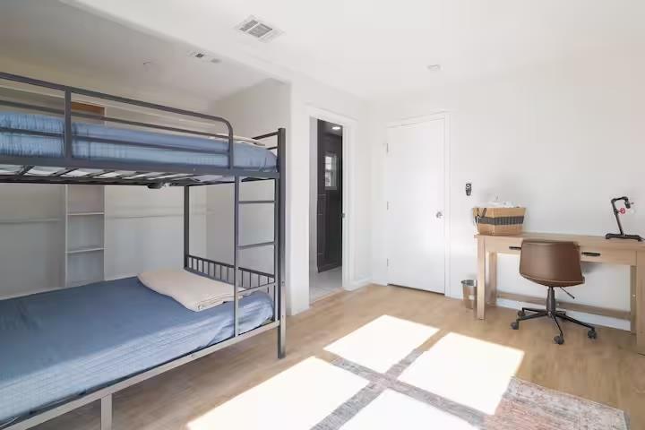 17708 Cherry Ln, Lago Vista, TX 78645