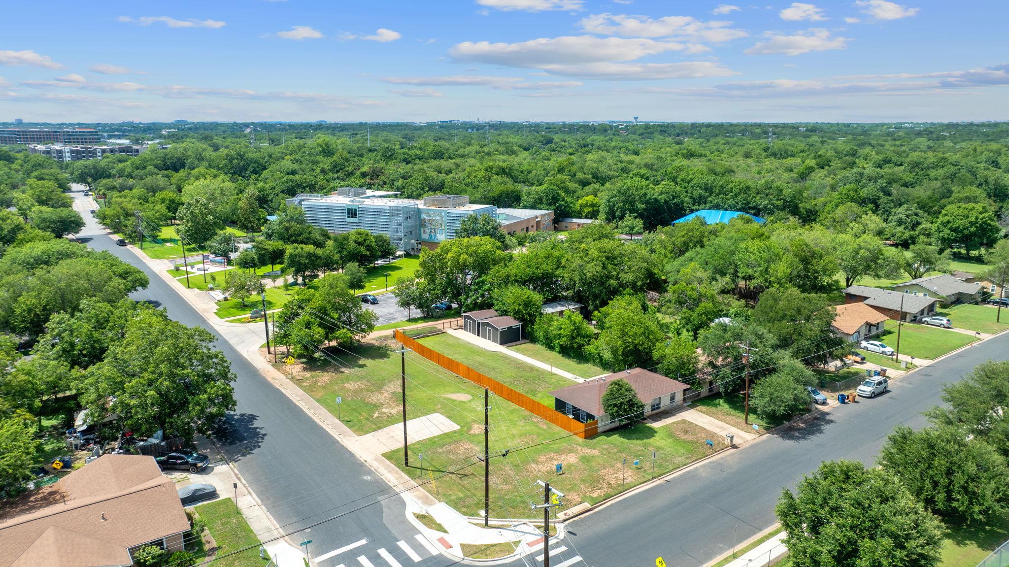 1102 Gardner Rd, Austin, TX 78721