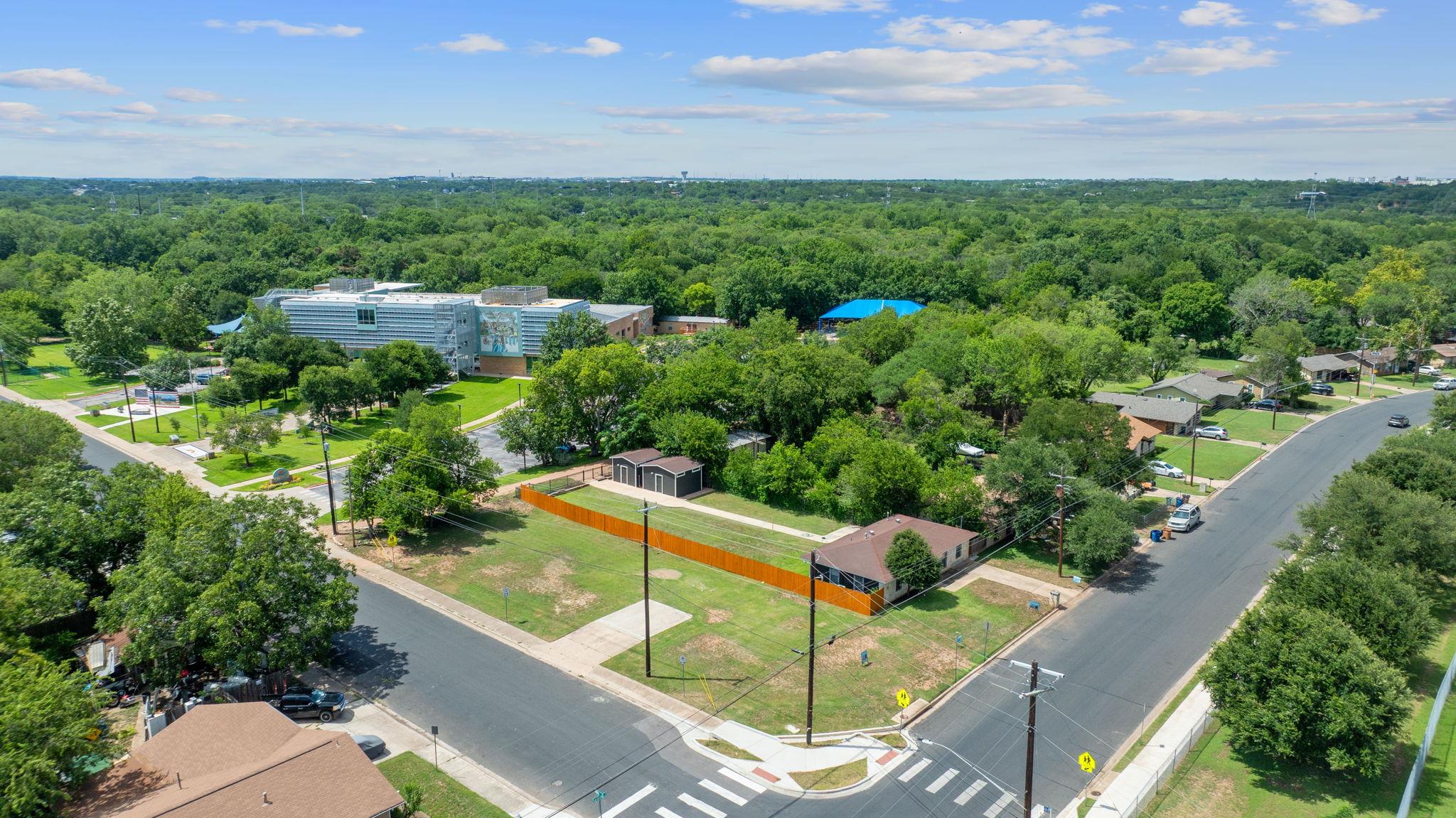 1102 Gardner Rd, Austin, TX 78721