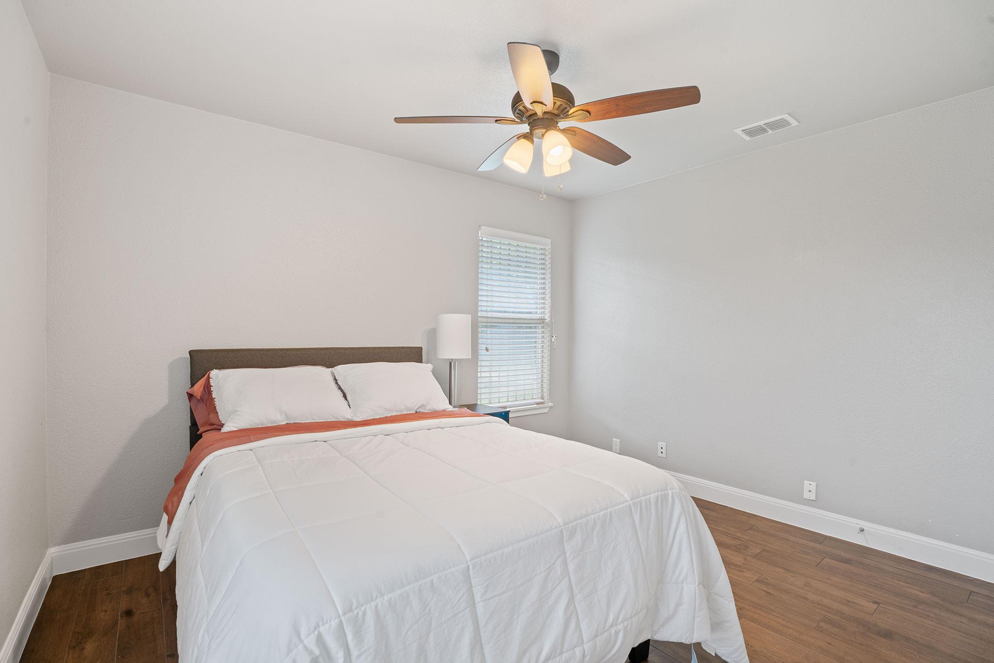 1102 Gardner Rd, Austin, TX 78721