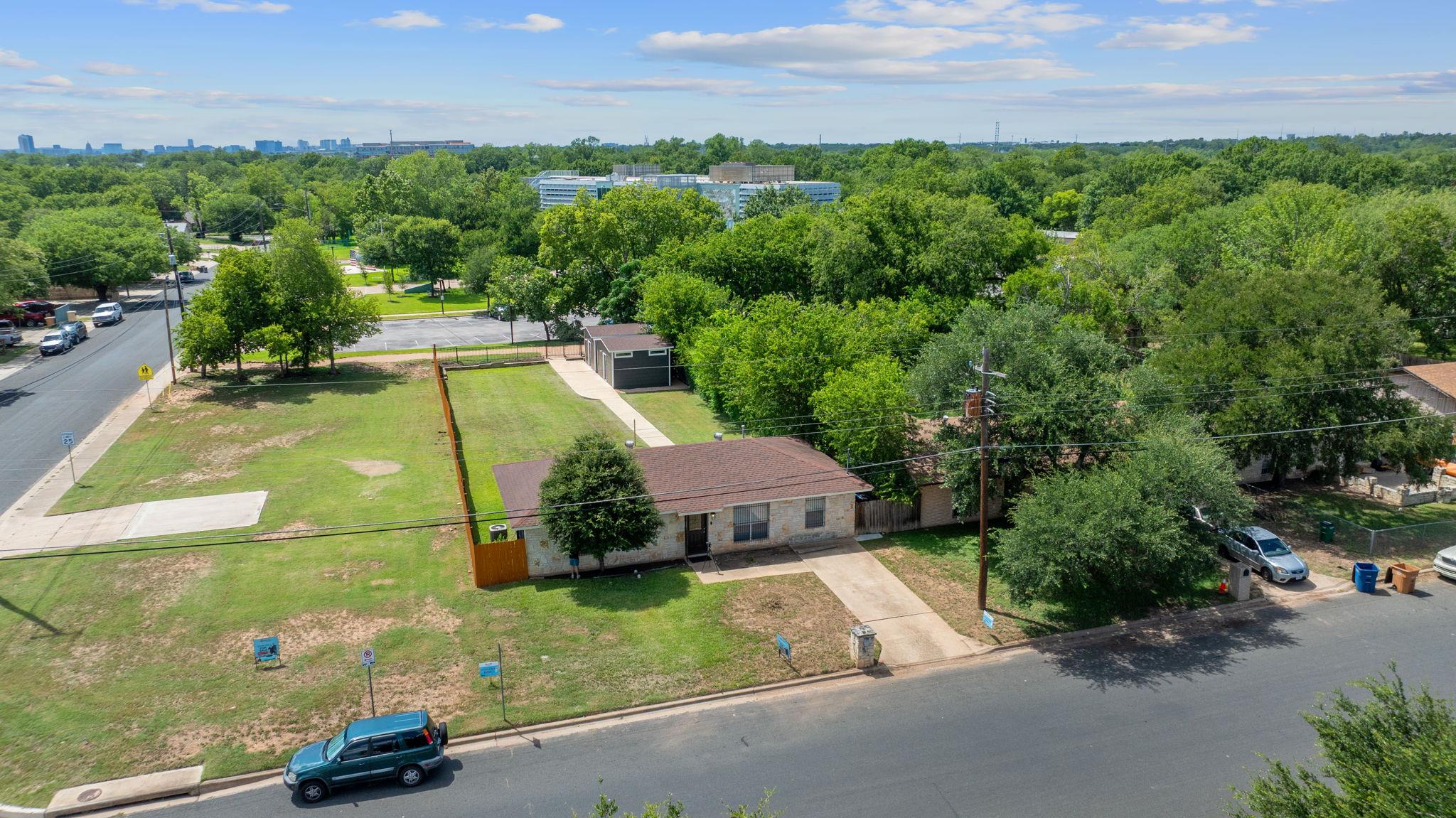 1102 Gardner Rd, Austin, TX 78721