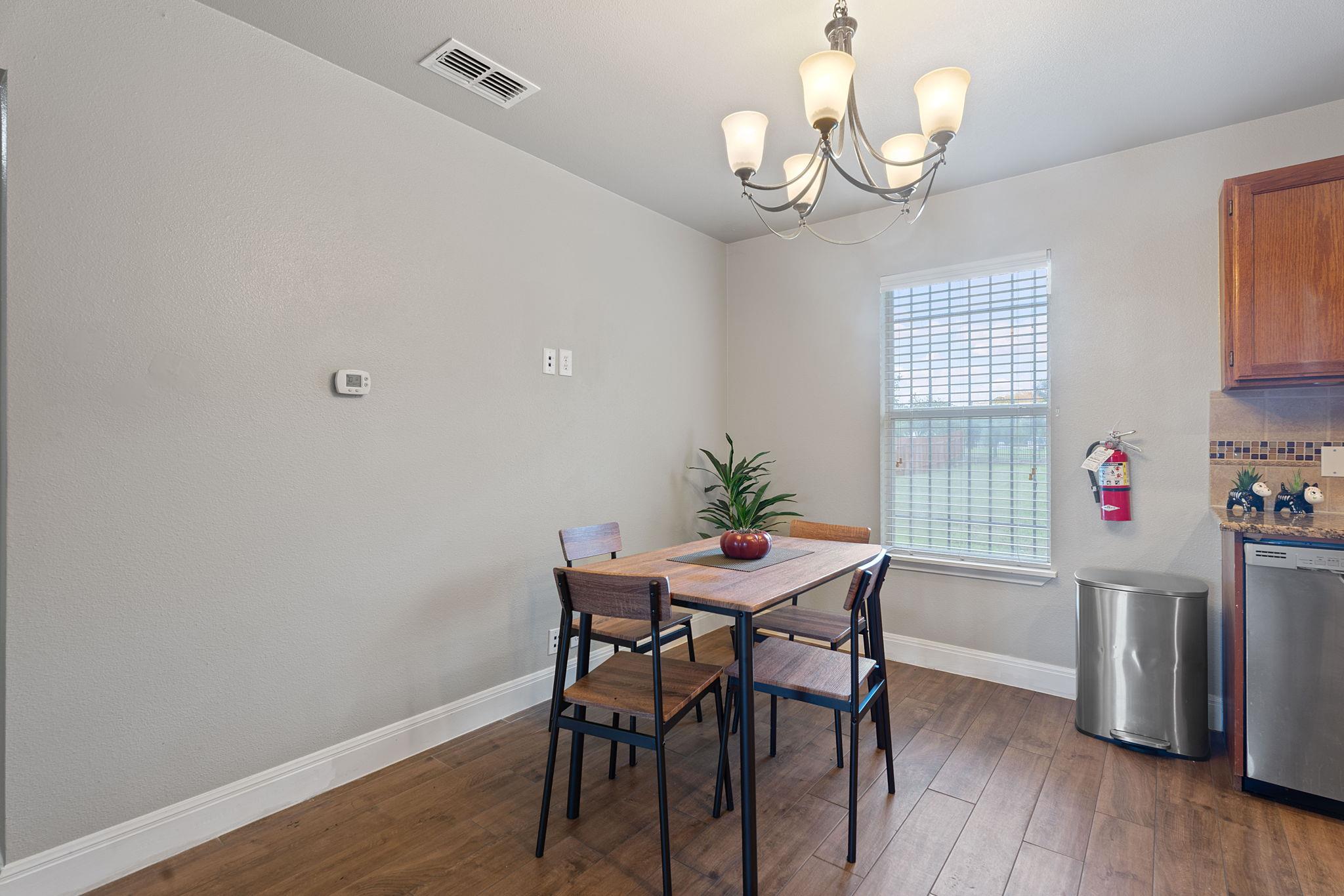 1102 Gardner Rd, Austin, TX 78721
