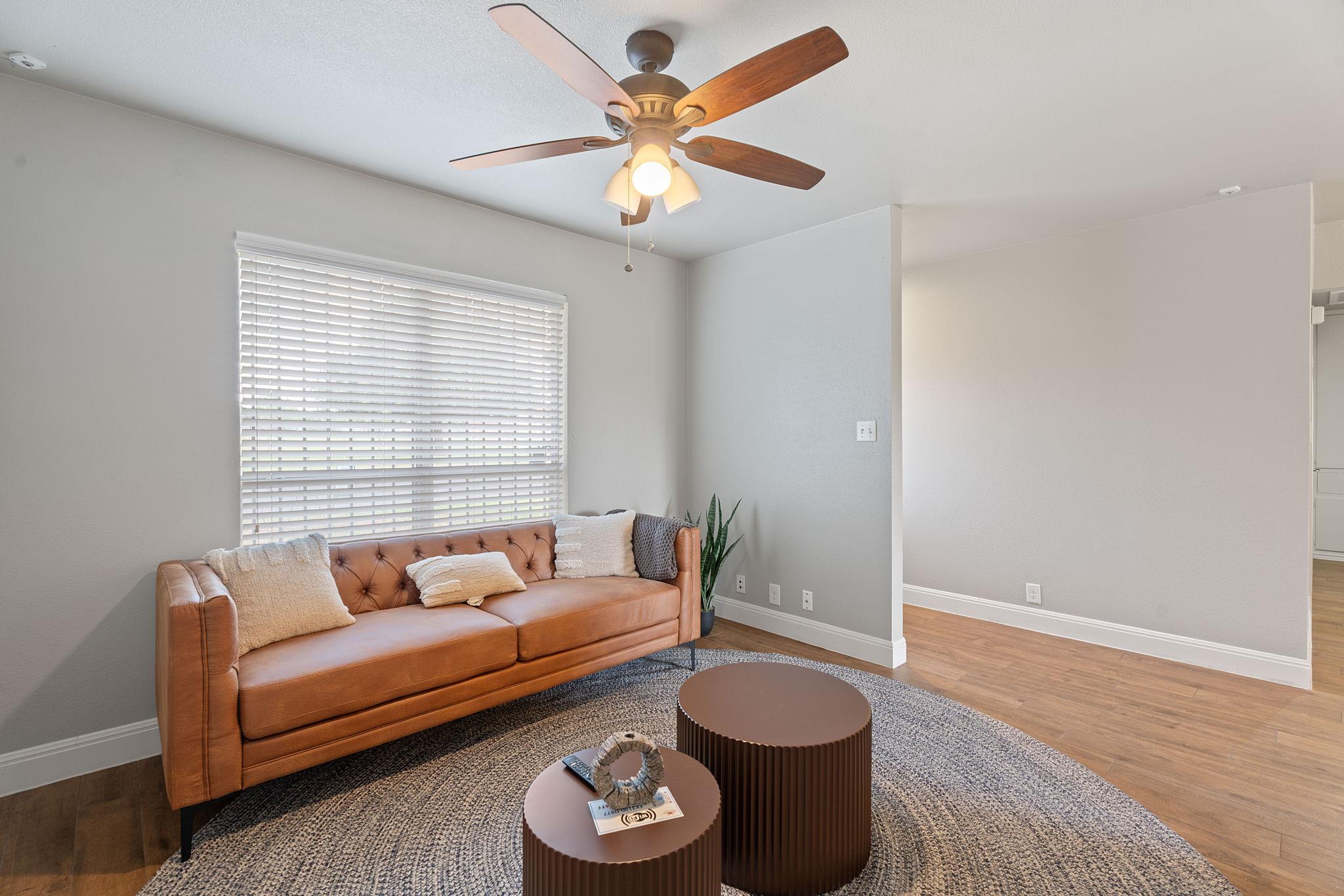 1102 Gardner Rd, Austin, TX 78721