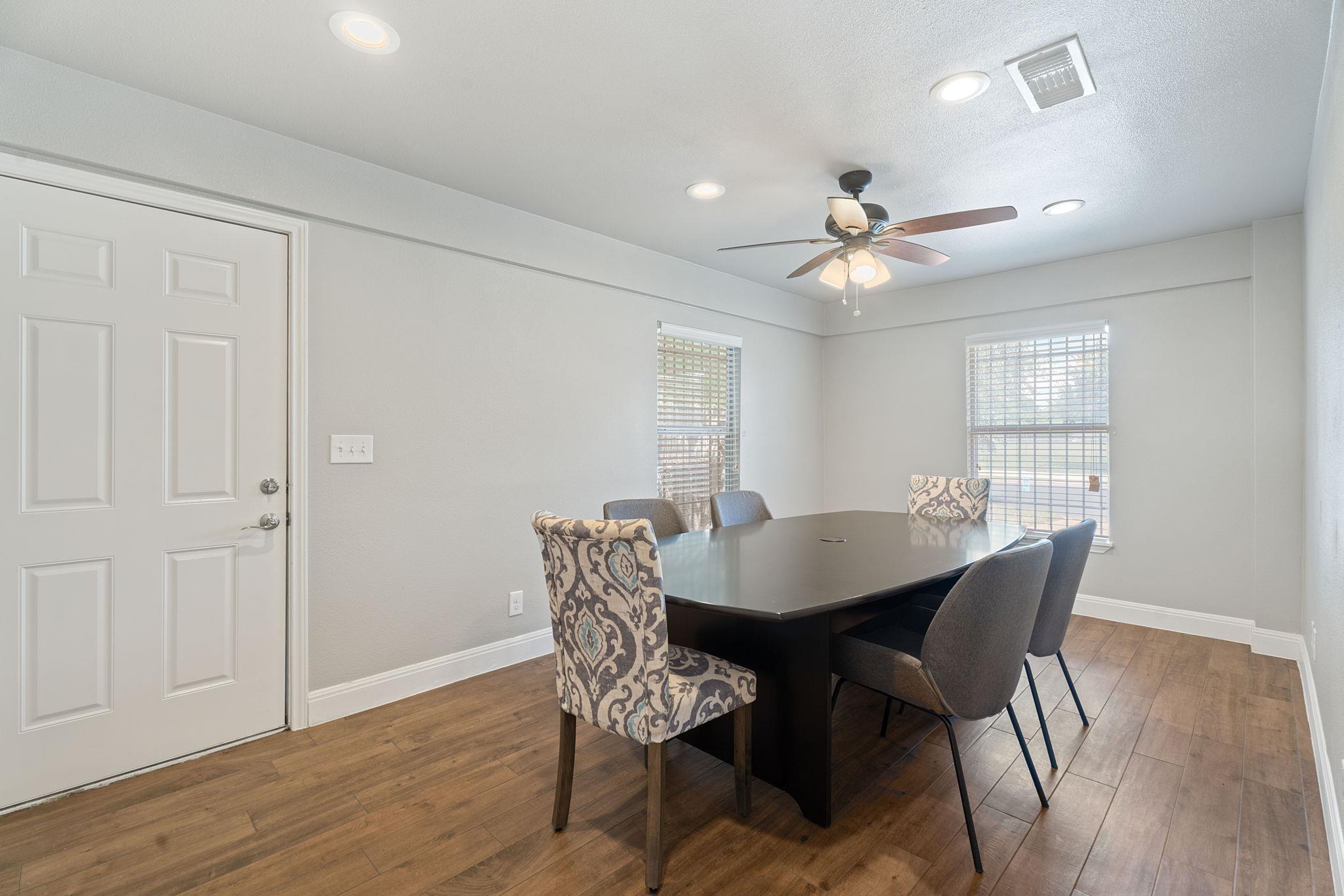 1102 Gardner Rd, Austin, TX 78721