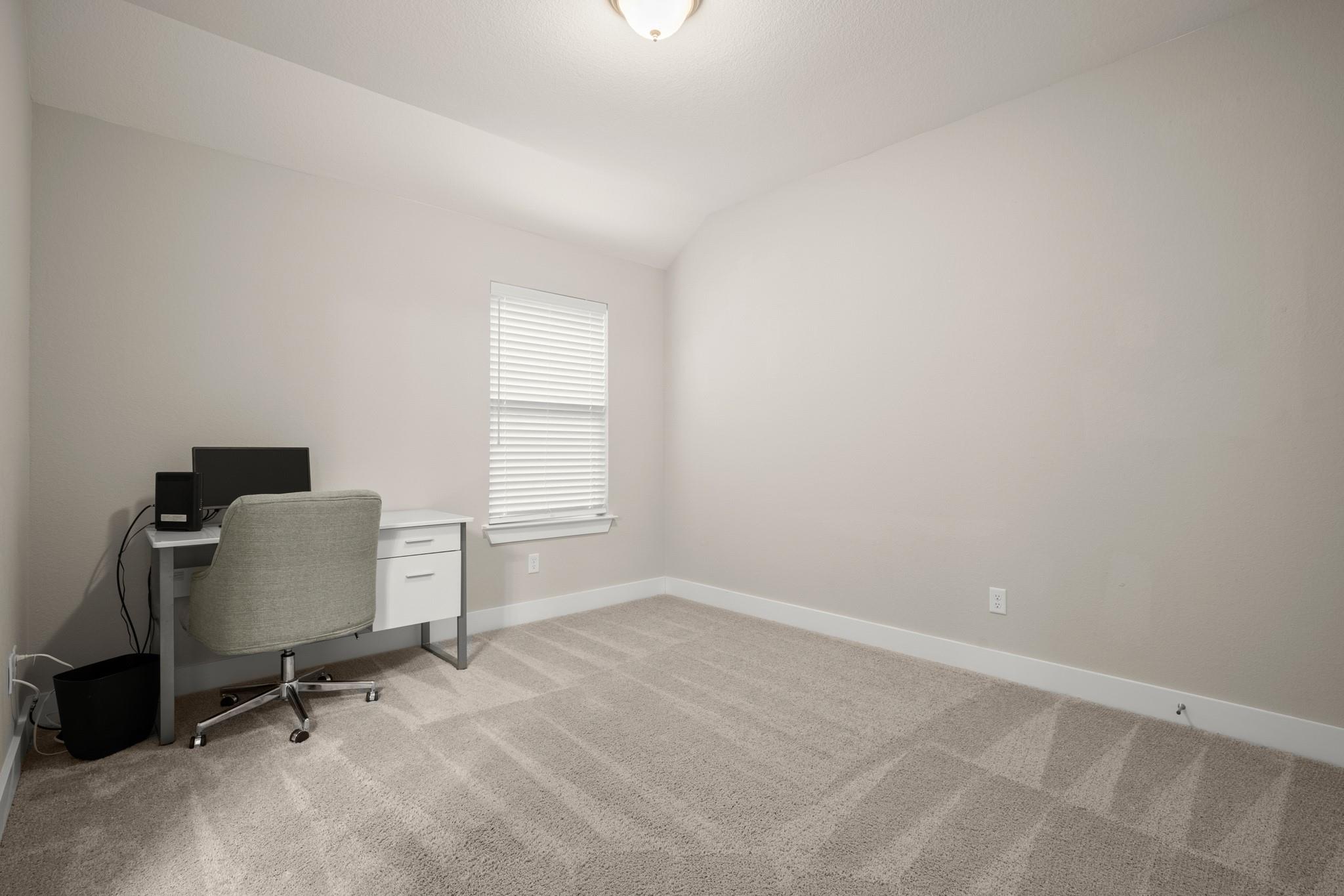 120 Red Granite Rd, Georgetown, TX 78633