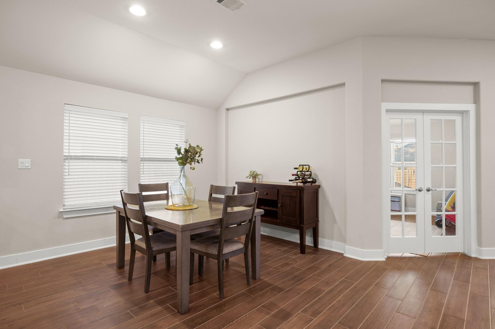 120 Red Granite Rd, Georgetown, TX 78633