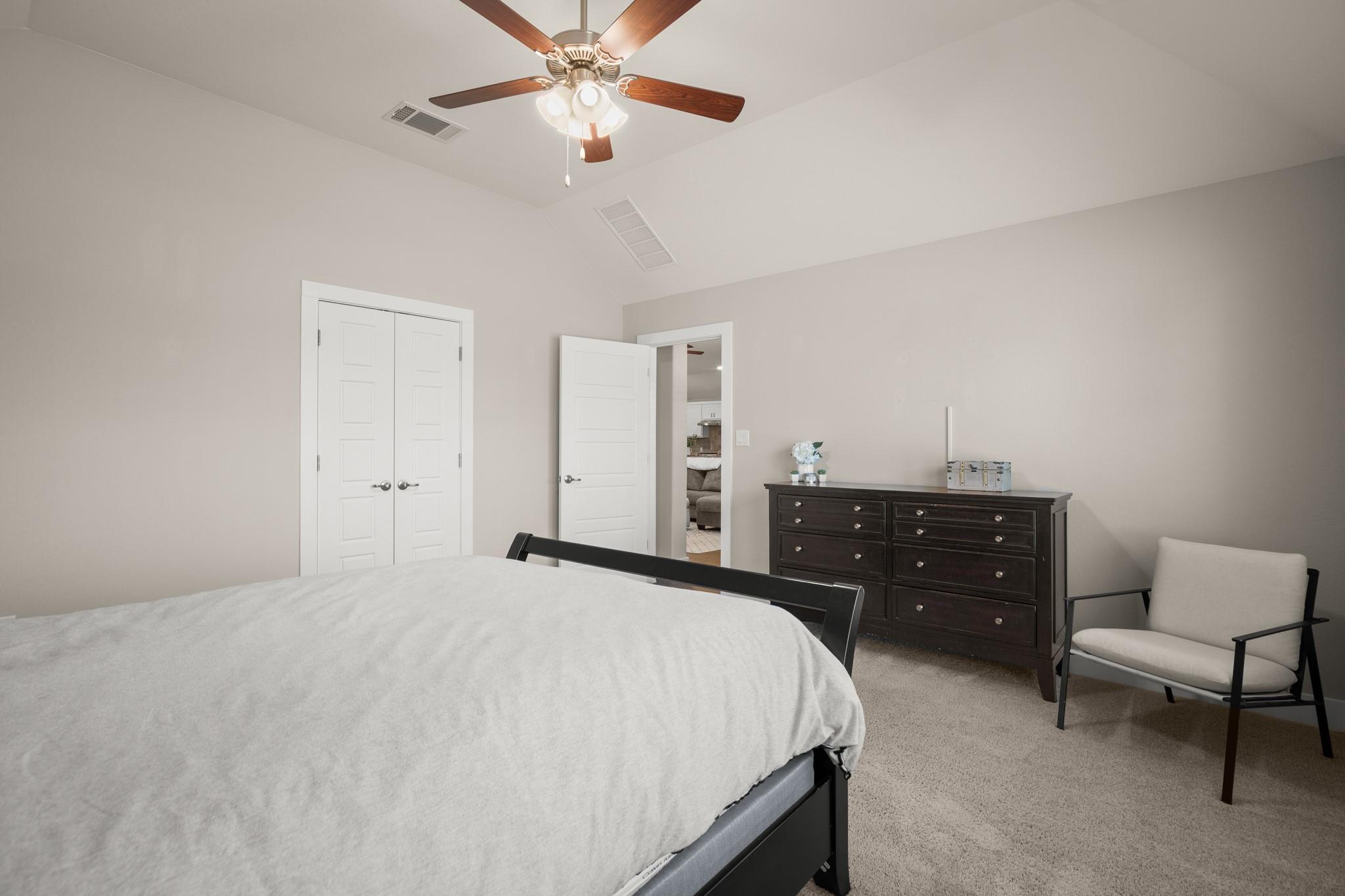 120 Red Granite Rd, Georgetown, TX 78633