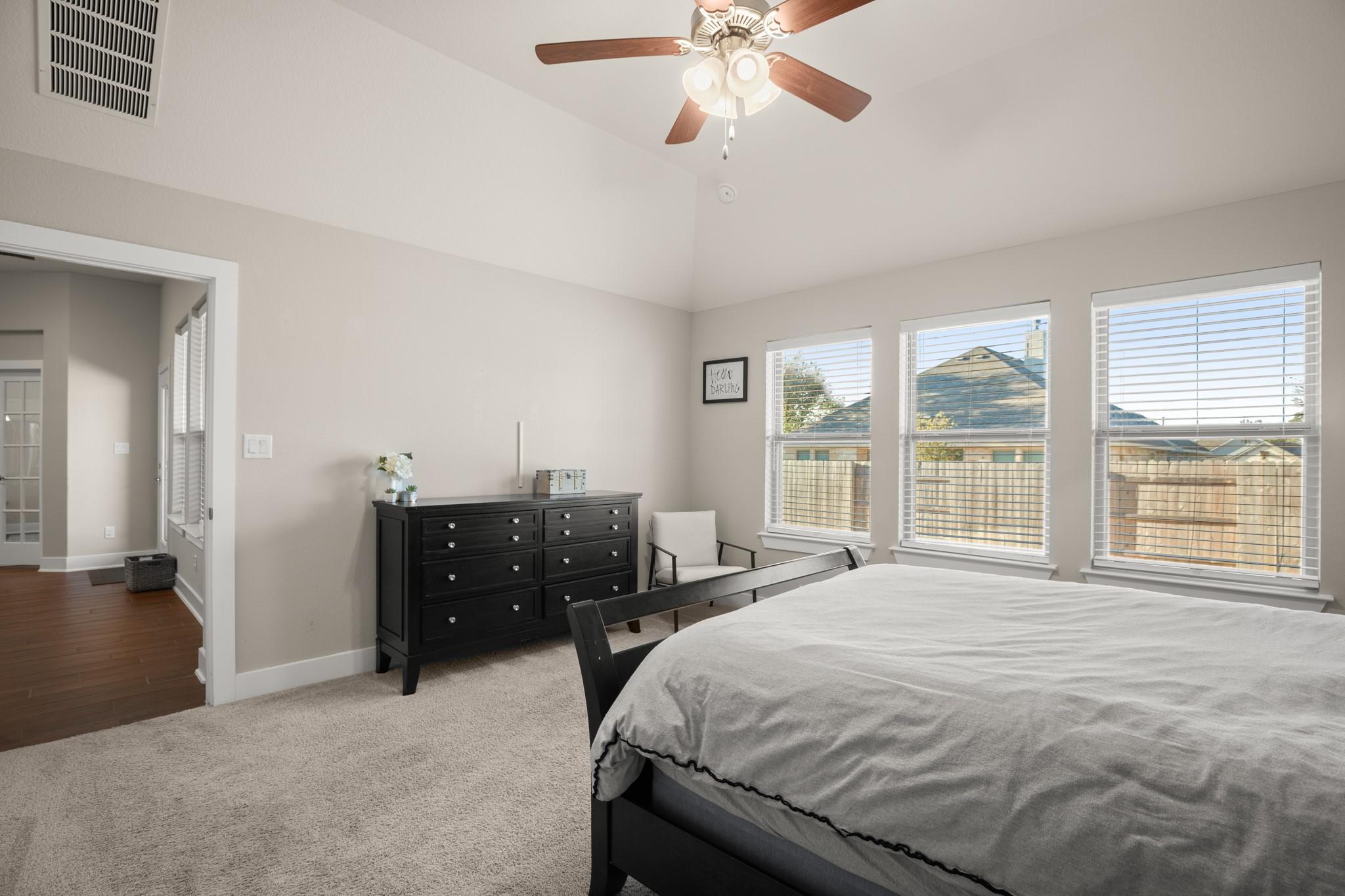 120 Red Granite Rd, Georgetown, TX 78633