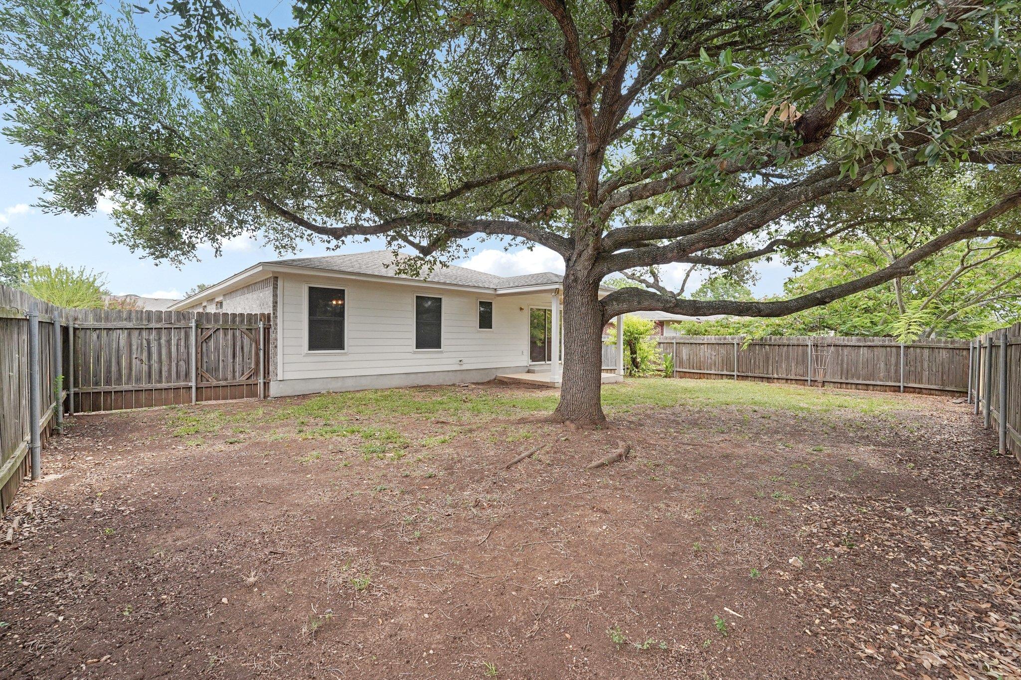 110 Amandas Way, Buda, TX 78610